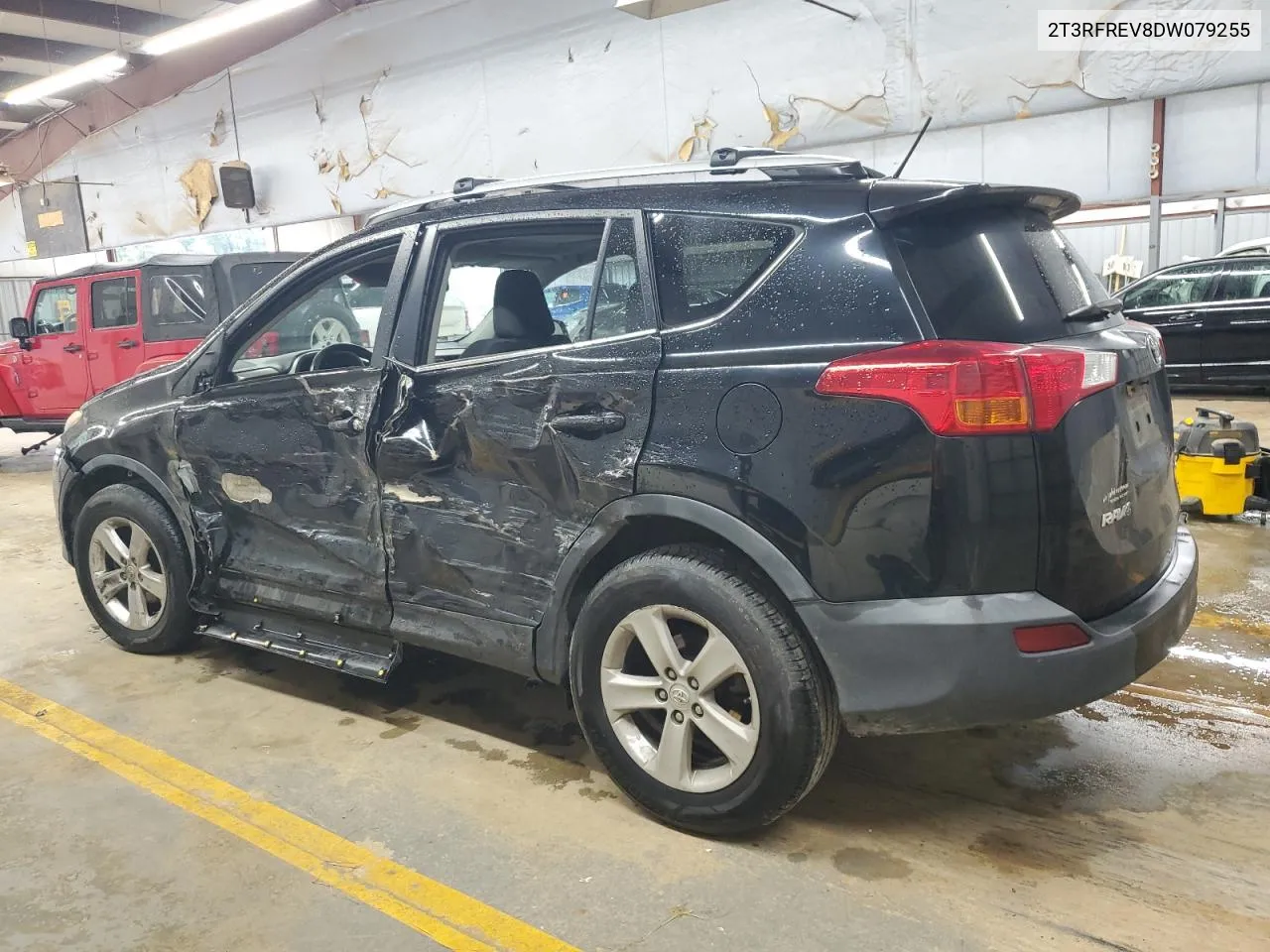 2T3RFREV8DW079255 2013 Toyota Rav4 Xle