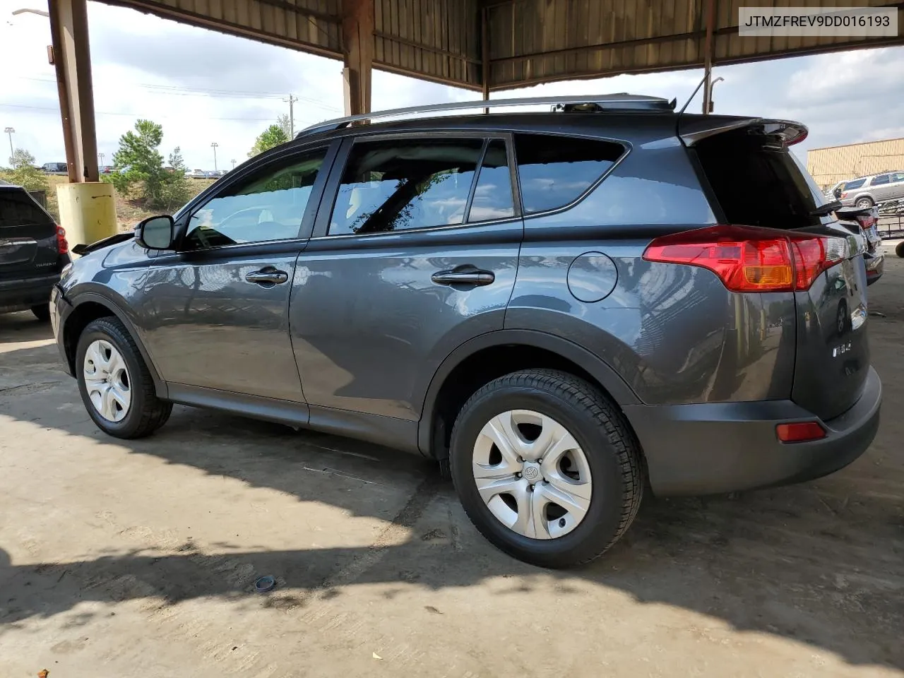 2013 Toyota Rav4 Le VIN: JTMZFREV9DD016193 Lot: 73692154