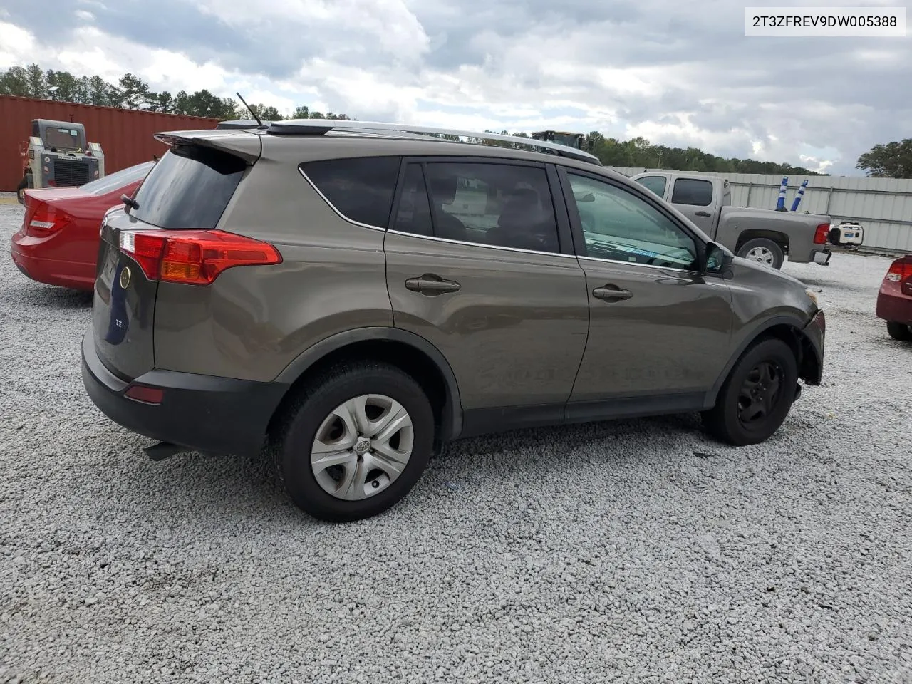 2T3ZFREV9DW005388 2013 Toyota Rav4 Le