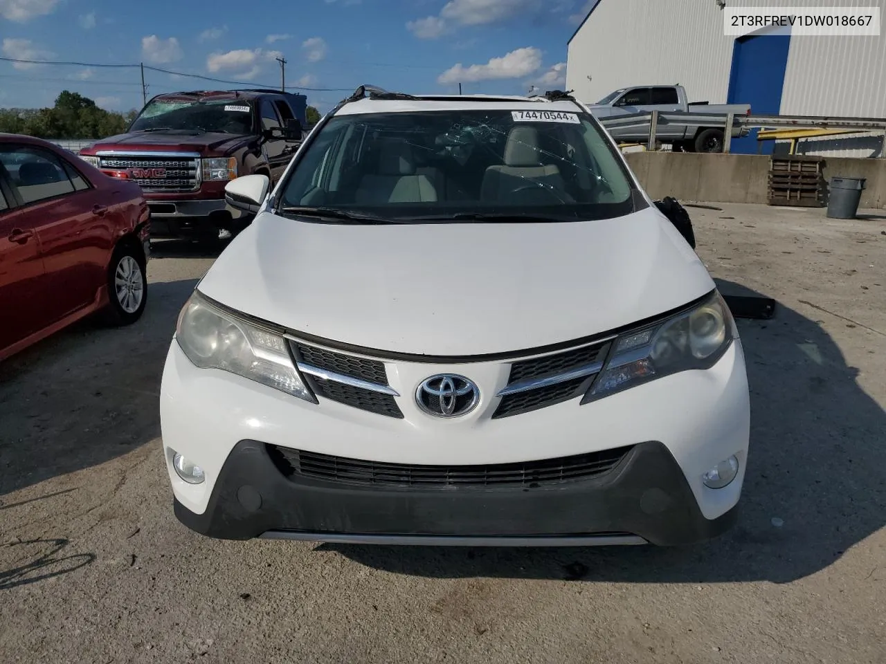 2T3RFREV1DW018667 2013 Toyota Rav4 Xle