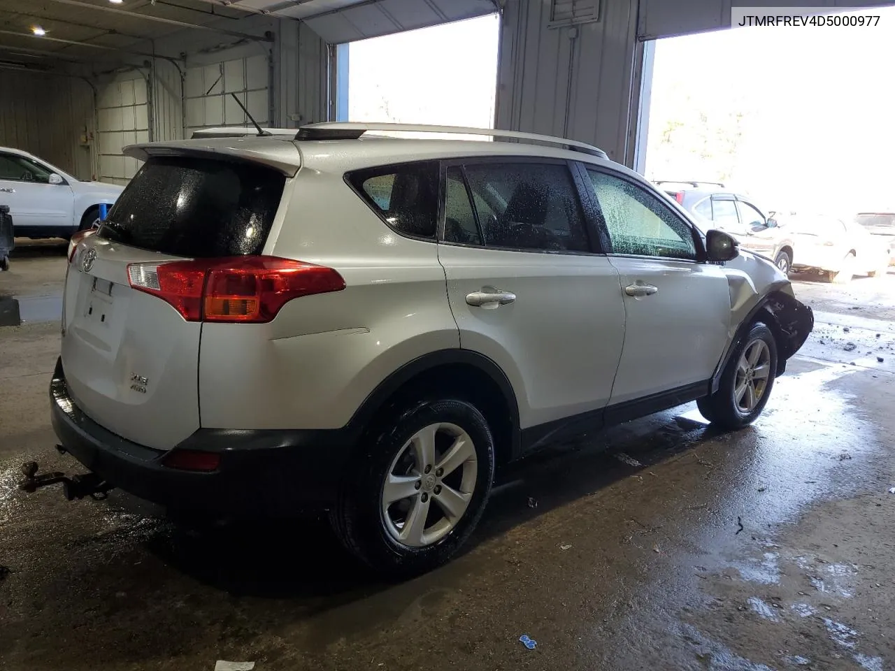 JTMRFREV4D5000977 2013 Toyota Rav4 Xle