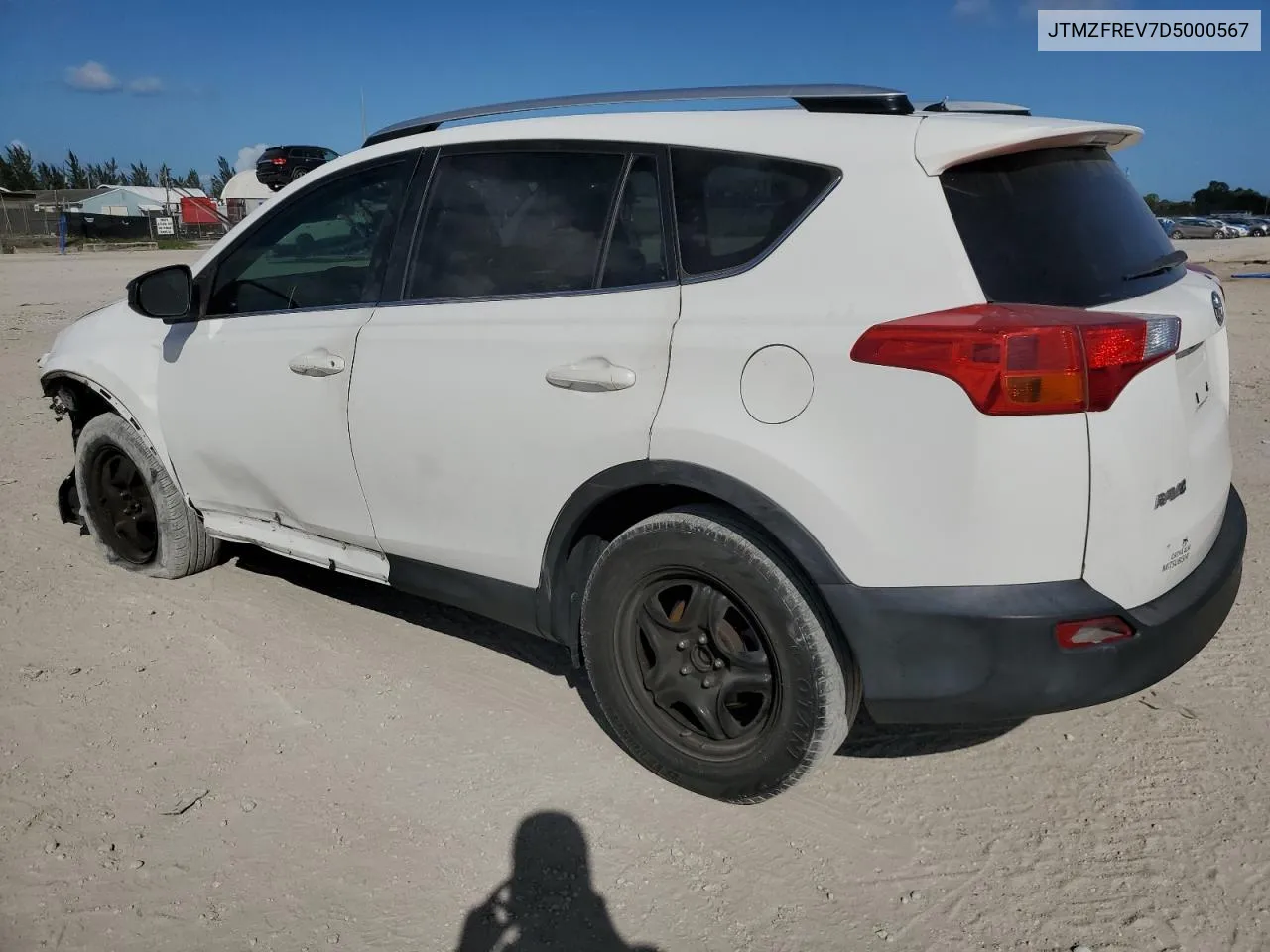 JTMZFREV7D5000567 2013 Toyota Rav4 Le