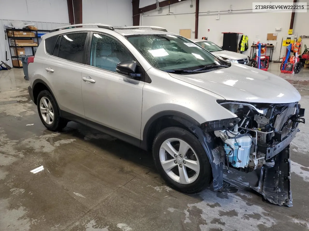 2T3RFREV9EW222215 2014 Toyota Rav4 Xle