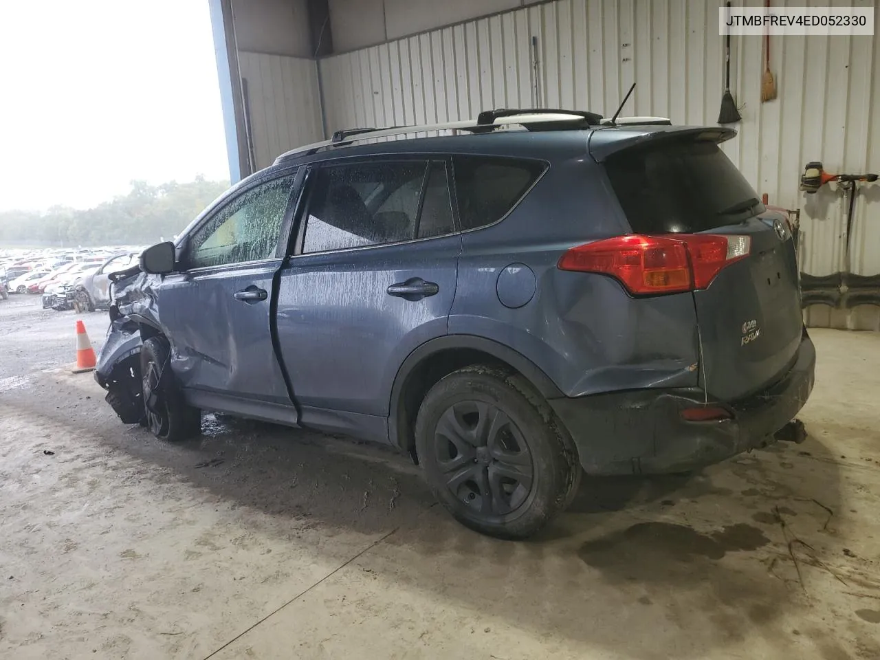 2014 Toyota Rav4 Le VIN: JTMBFREV4ED052330 Lot: 73363274