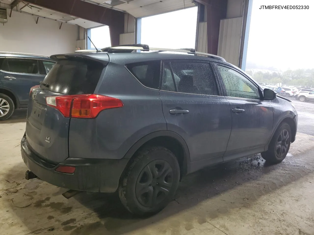 JTMBFREV4ED052330 2014 Toyota Rav4 Le