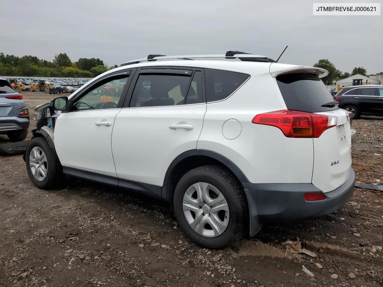 JTMBFREV6EJ000621 2014 Toyota Rav4 Le