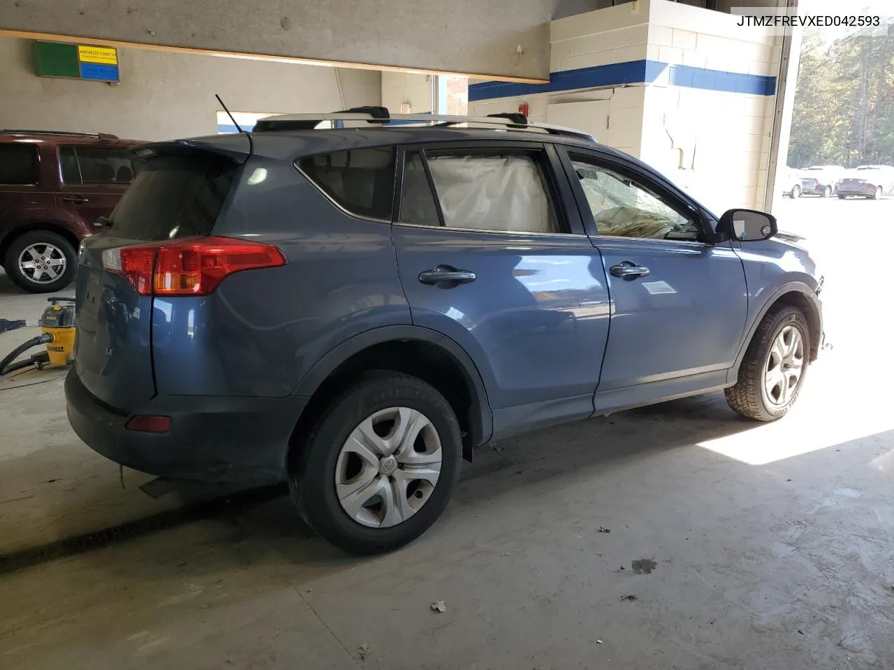 JTMZFREVXED042593 2014 Toyota Rav4 Le