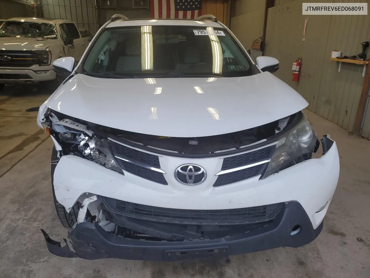 2014 Toyota Rav4 Xle VIN: JTMRFREV6ED068091 Lot: 80943654