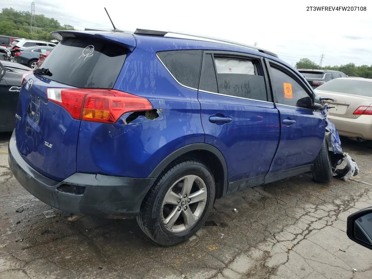 2T3WFREV4FW207108 2015 Toyota Rav4 Xle