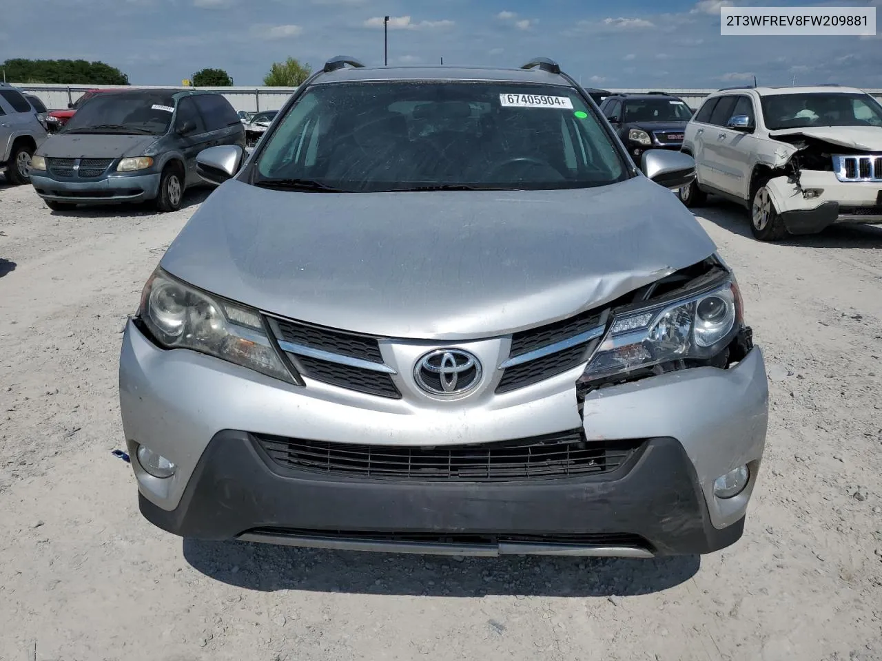 2T3WFREV8FW209881 2015 Toyota Rav4 Xle