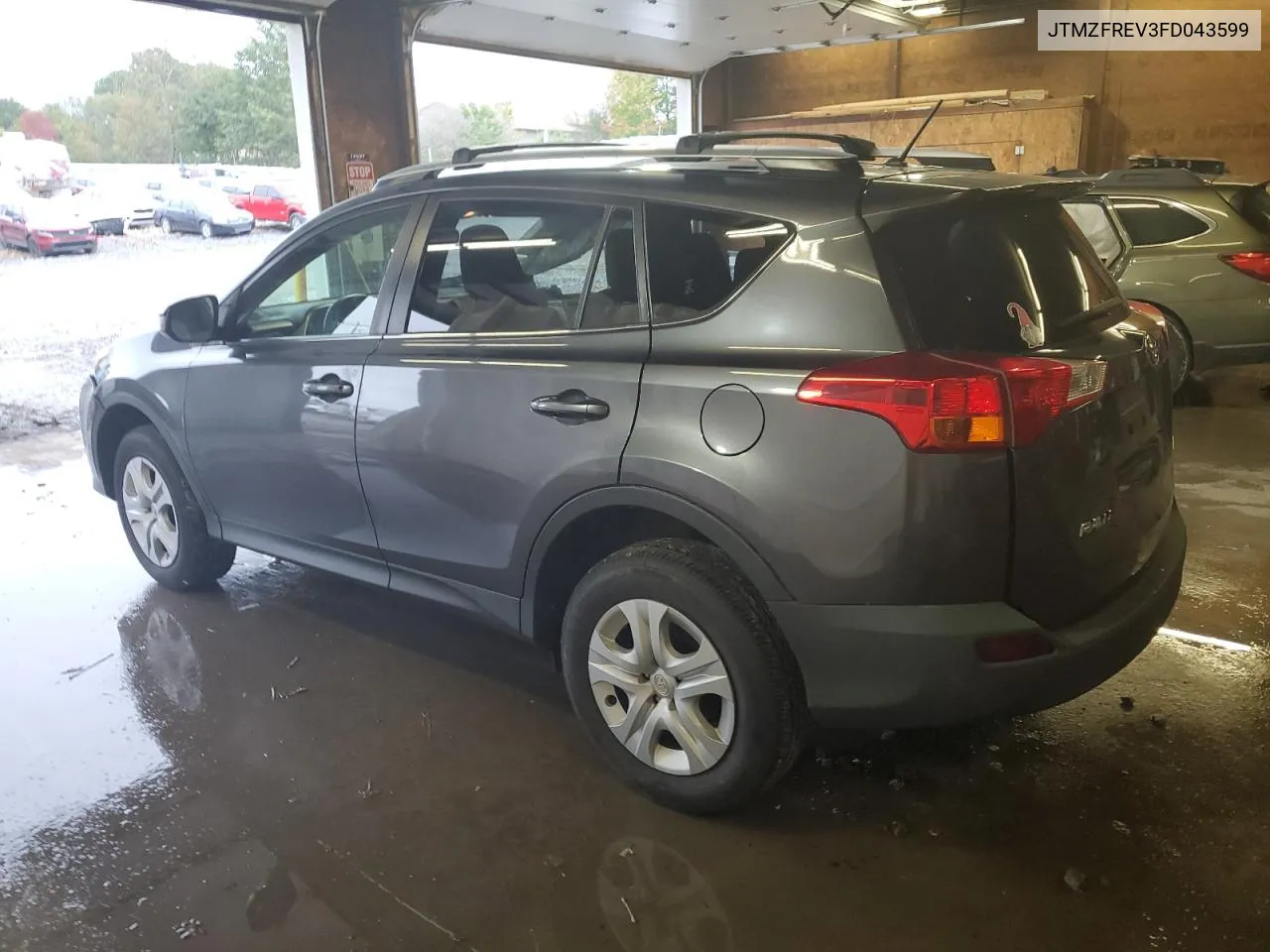 JTMZFREV3FD043599 2015 Toyota Rav4 Le