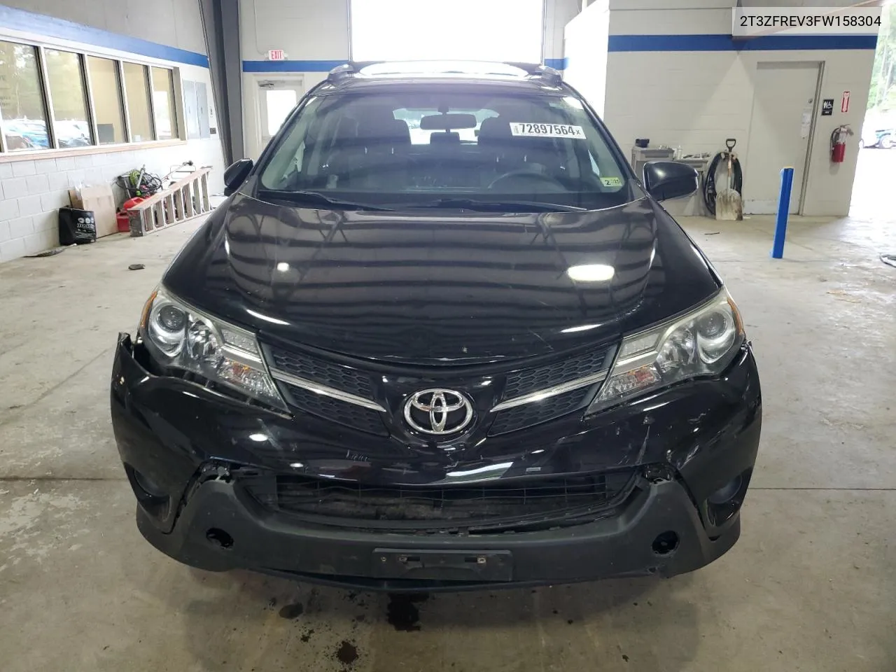 2T3ZFREV3FW158304 2015 Toyota Rav4 Le