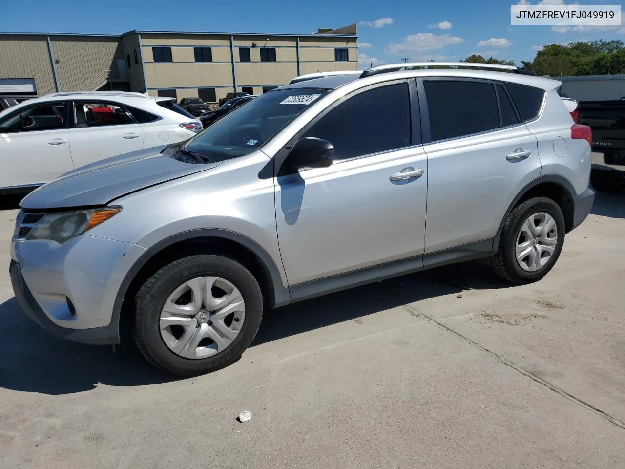 JTMZFREV1FJ049919 2015 Toyota Rav4 Le