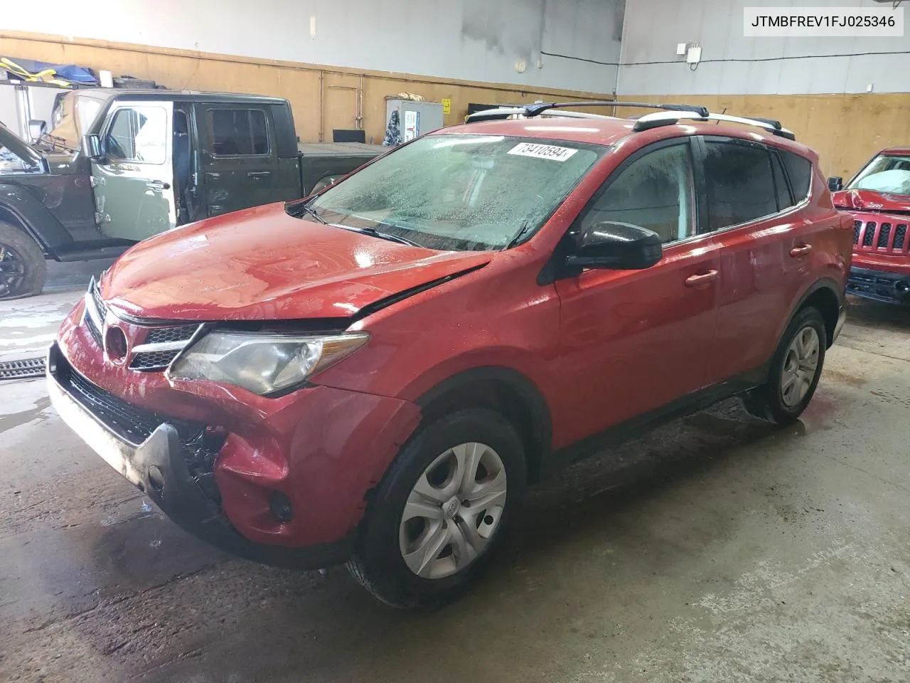 JTMBFREV1FJ025346 2015 Toyota Rav4 Le