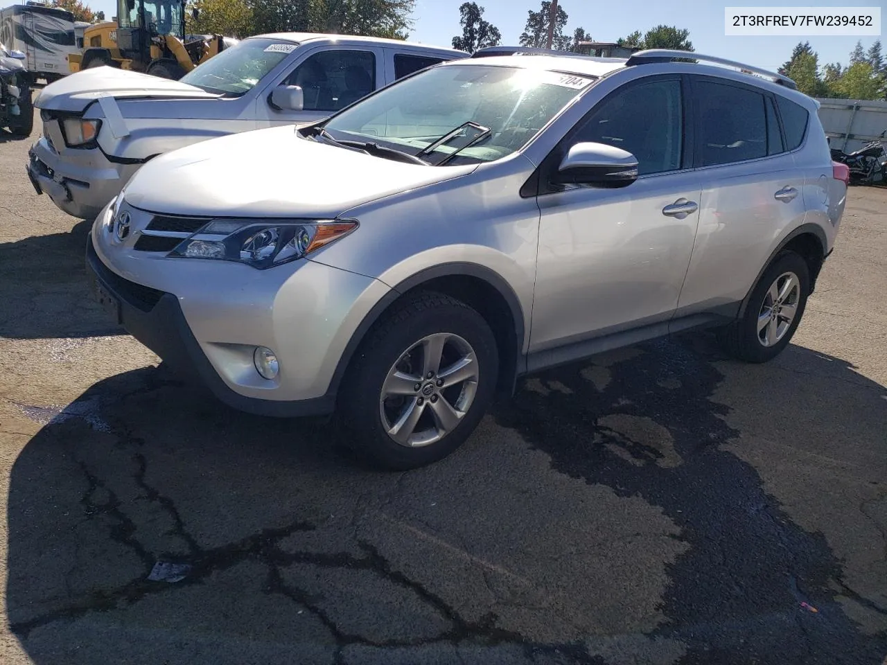 2015 Toyota Rav4 Xle VIN: 2T3RFREV7FW239452 Lot: 73695704