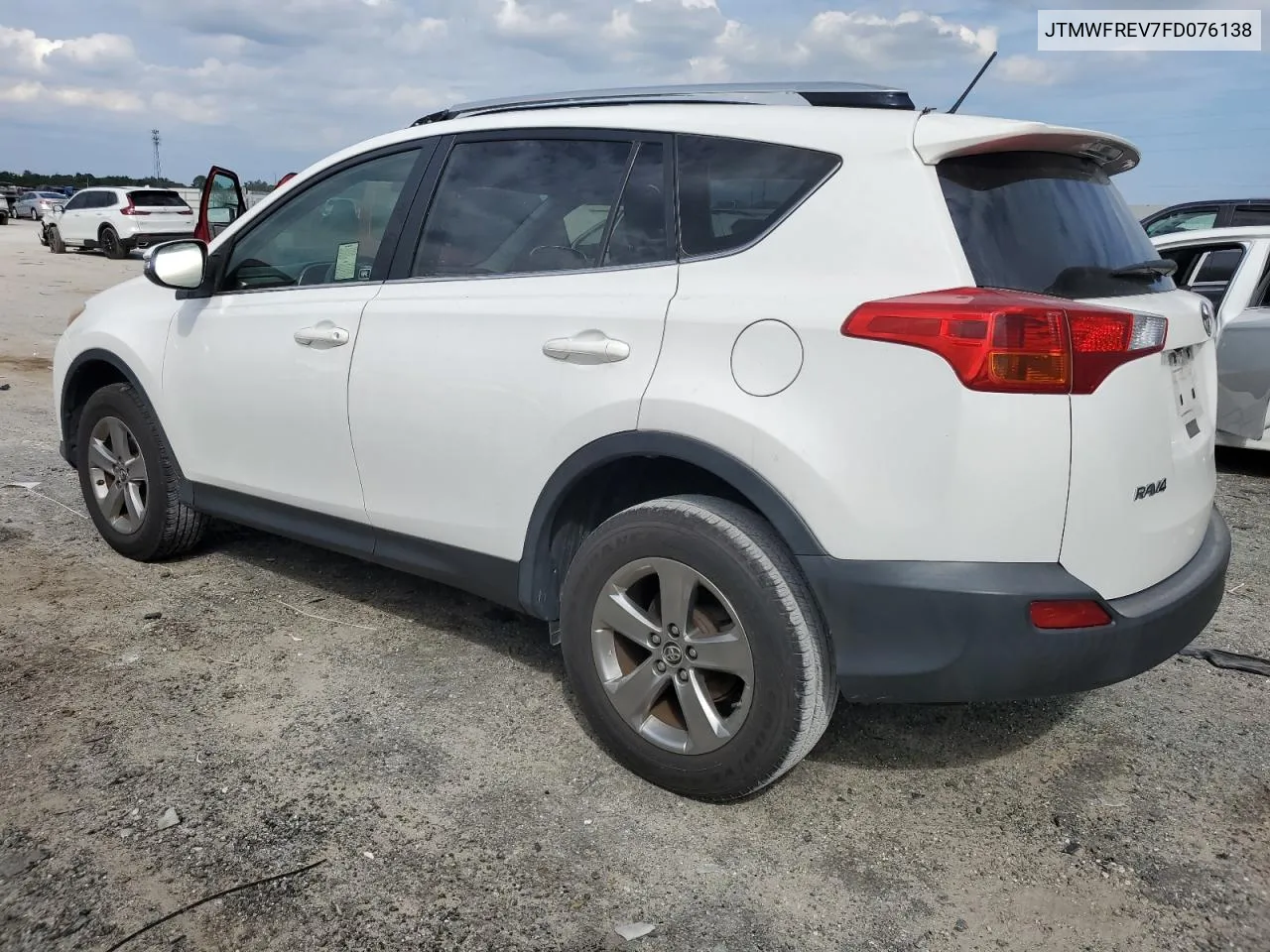 JTMWFREV7FD076138 2015 Toyota Rav4 Xle