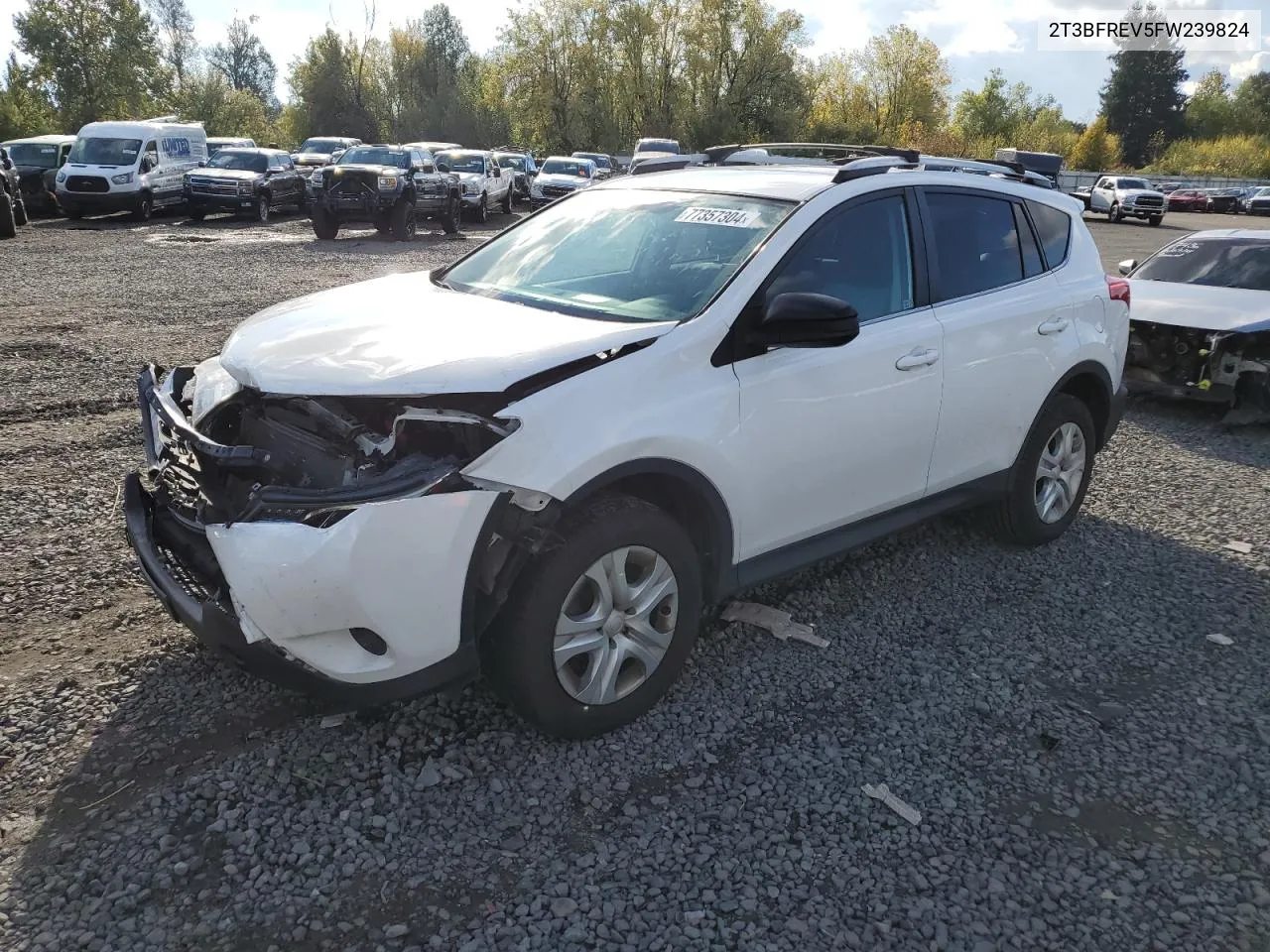 2T3BFREV5FW239824 2015 Toyota Rav4 Le