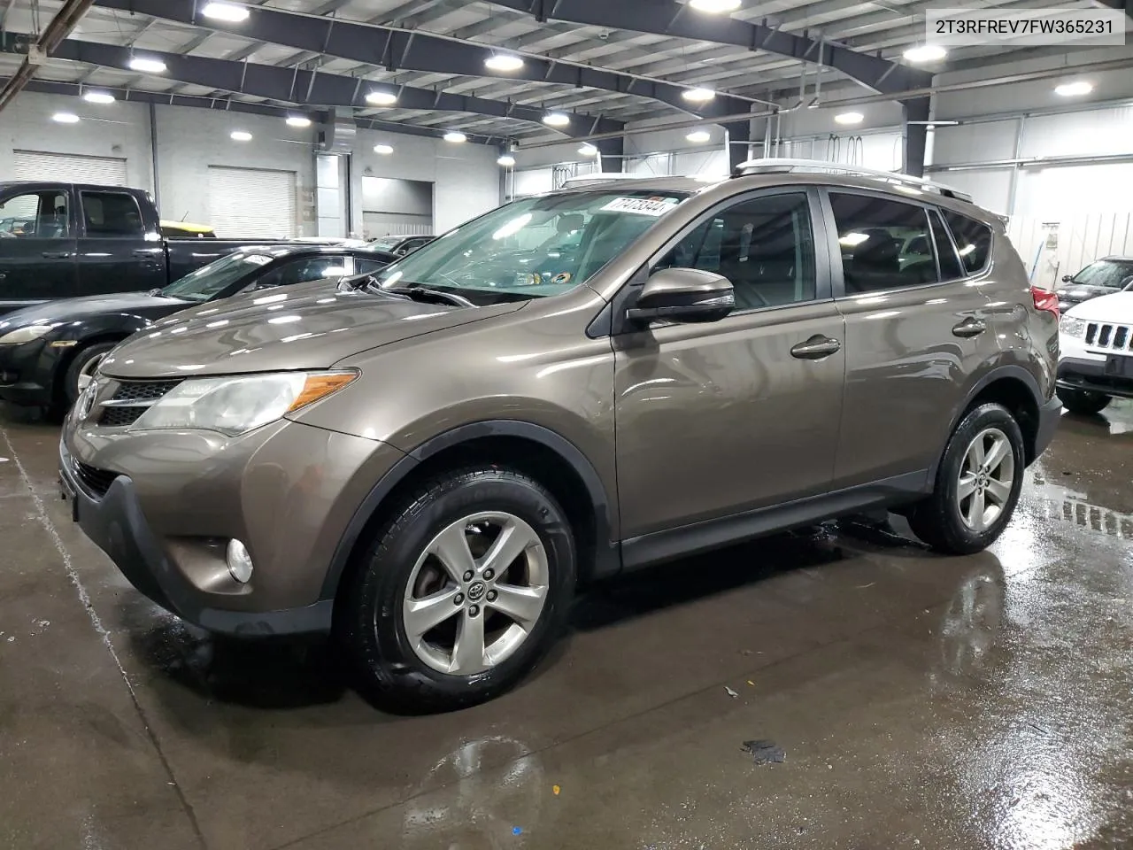 2T3RFREV7FW365231 2015 Toyota Rav4 Xle