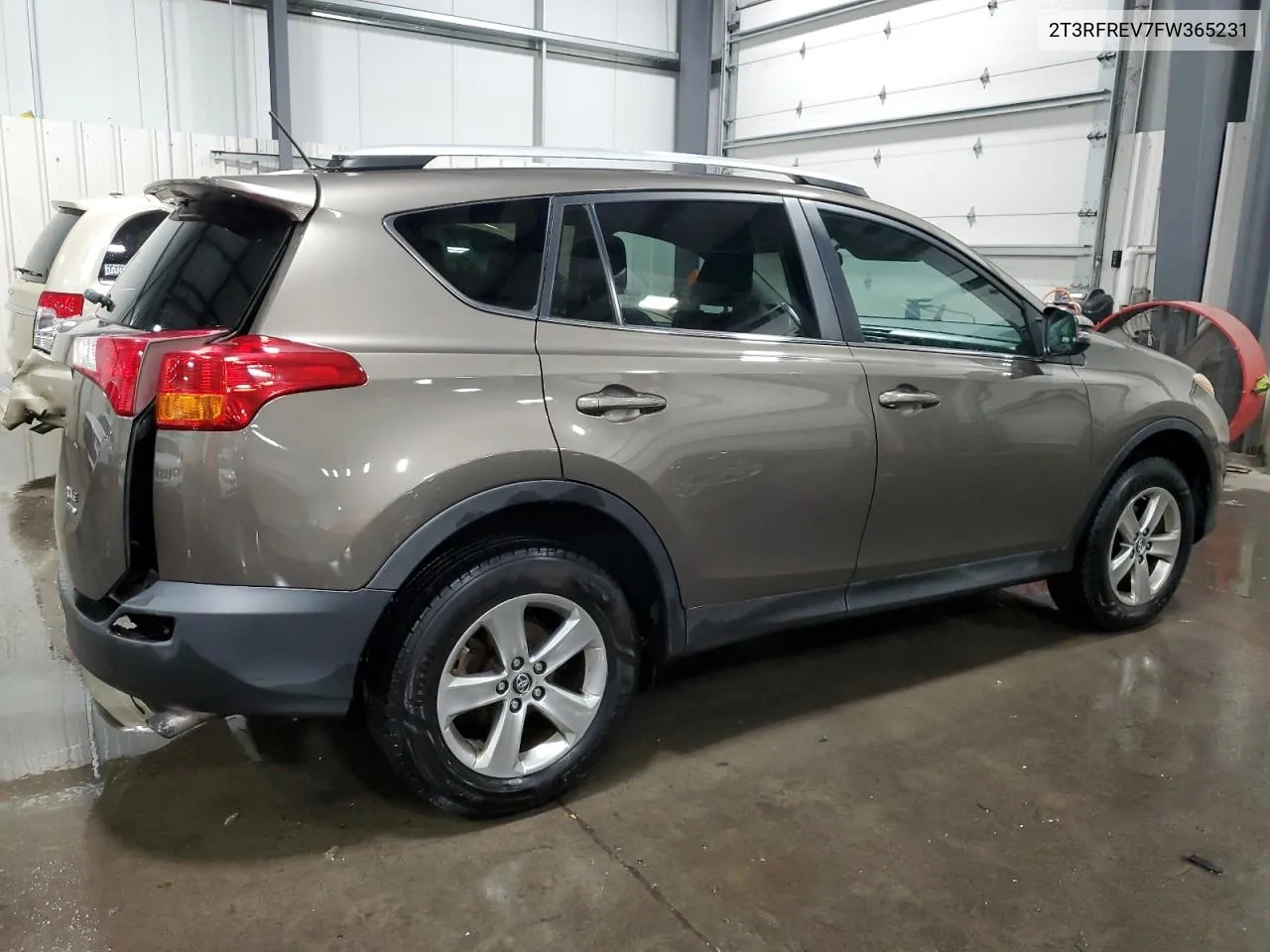 2015 Toyota Rav4 Xle VIN: 2T3RFREV7FW365231 Lot: 77473344