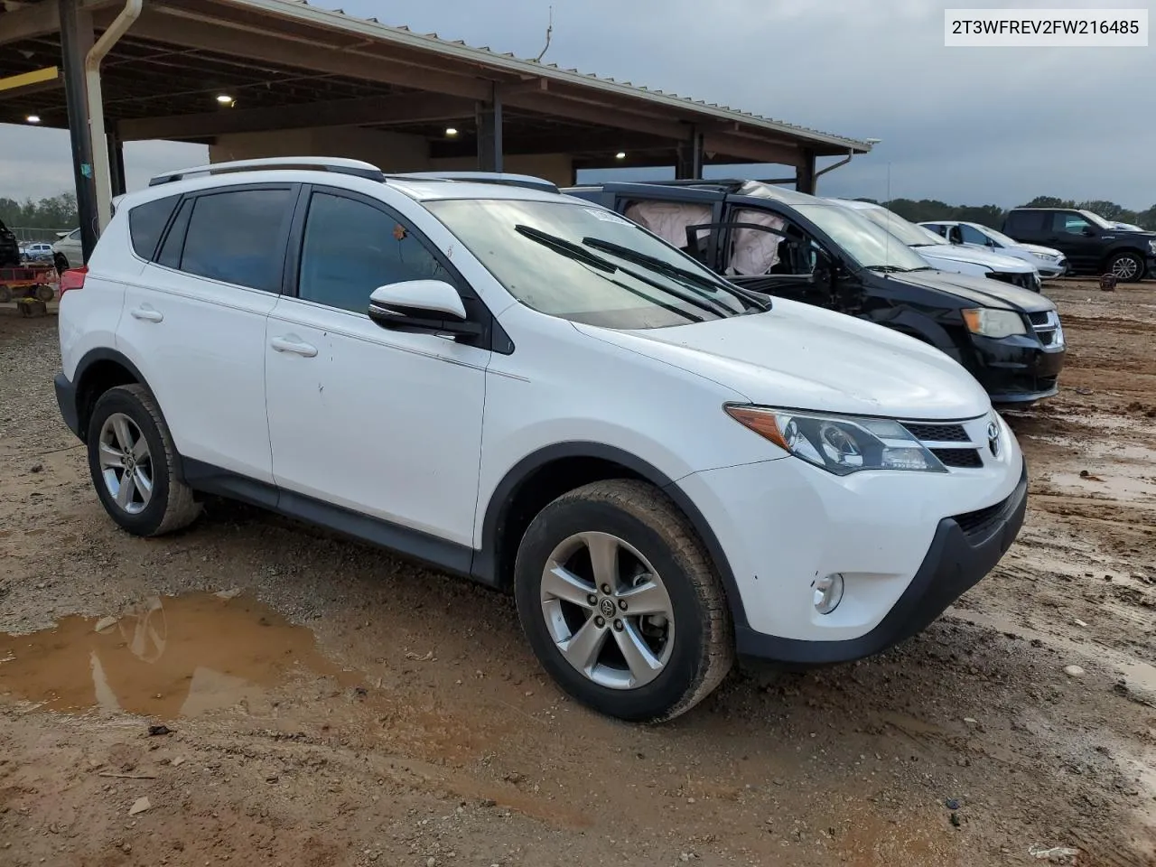 2T3WFREV2FW216485 2015 Toyota Rav4 Xle