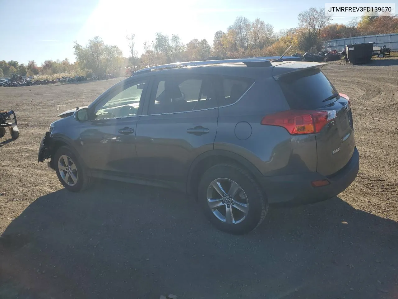 JTMRFREV3FD139670 2015 Toyota Rav4 Xle