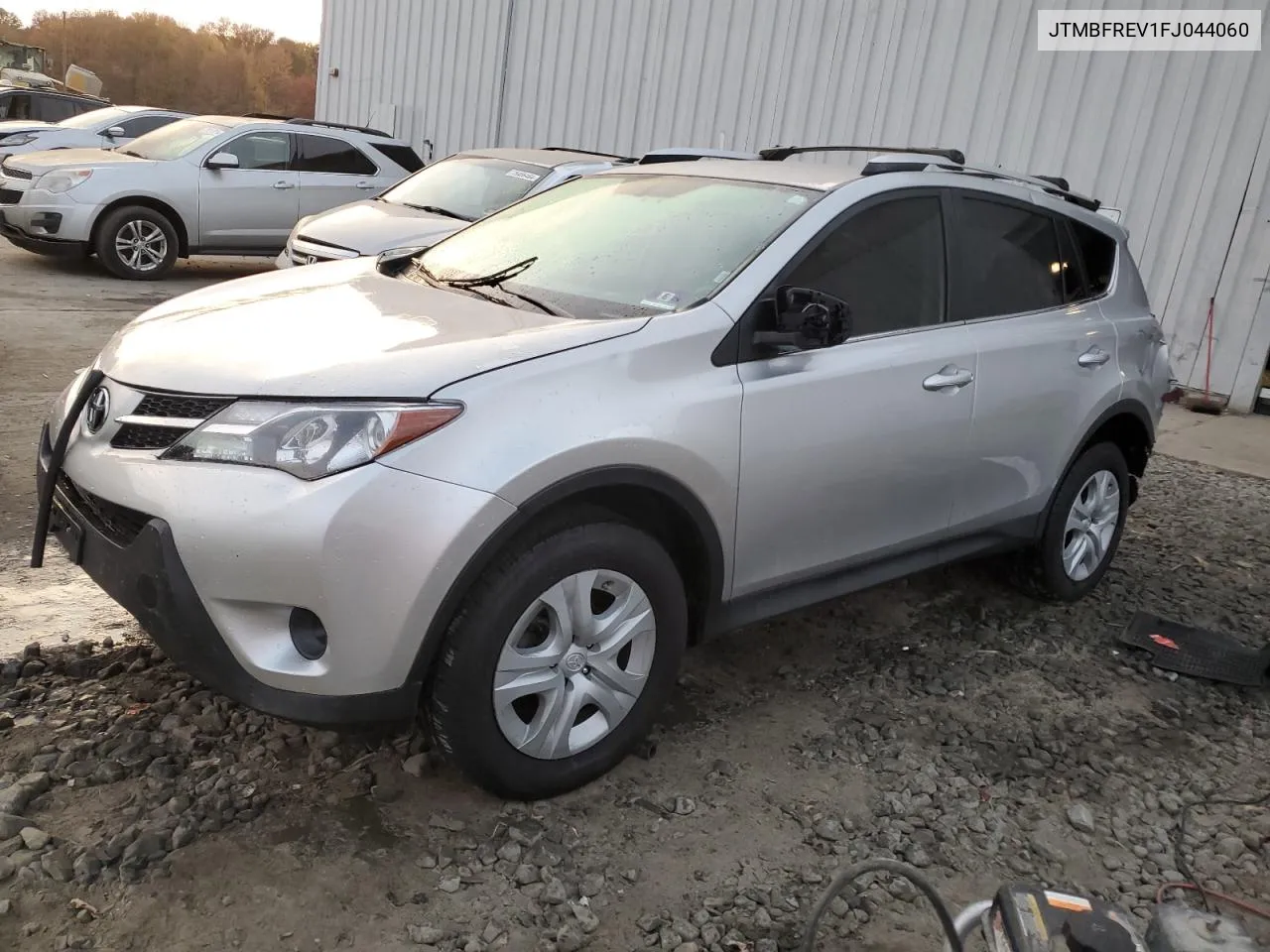 2015 Toyota Rav4 Le VIN: JTMBFREV1FJ044060 Lot: 77763924