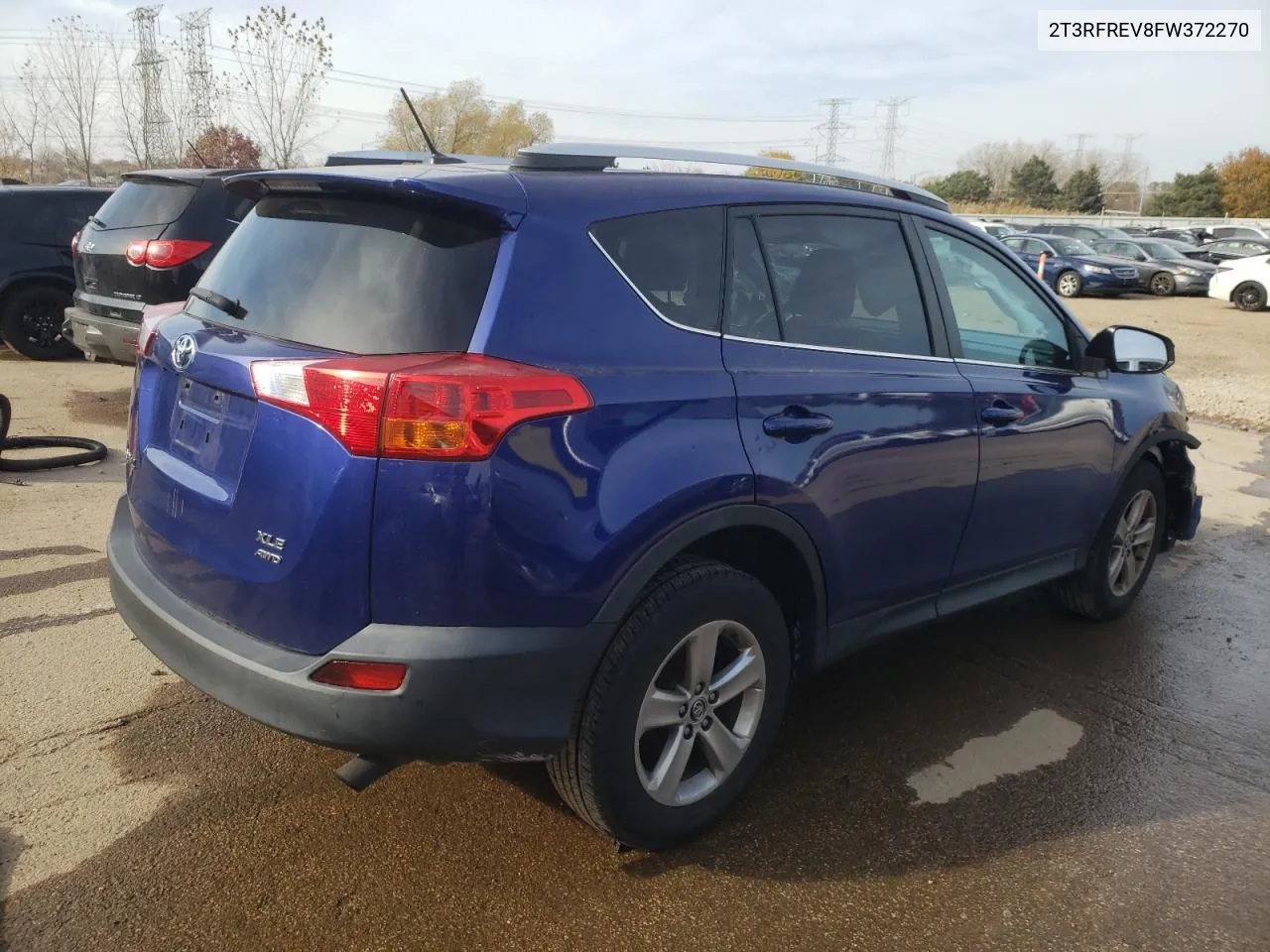 2T3RFREV8FW372270 2015 Toyota Rav4 Xle