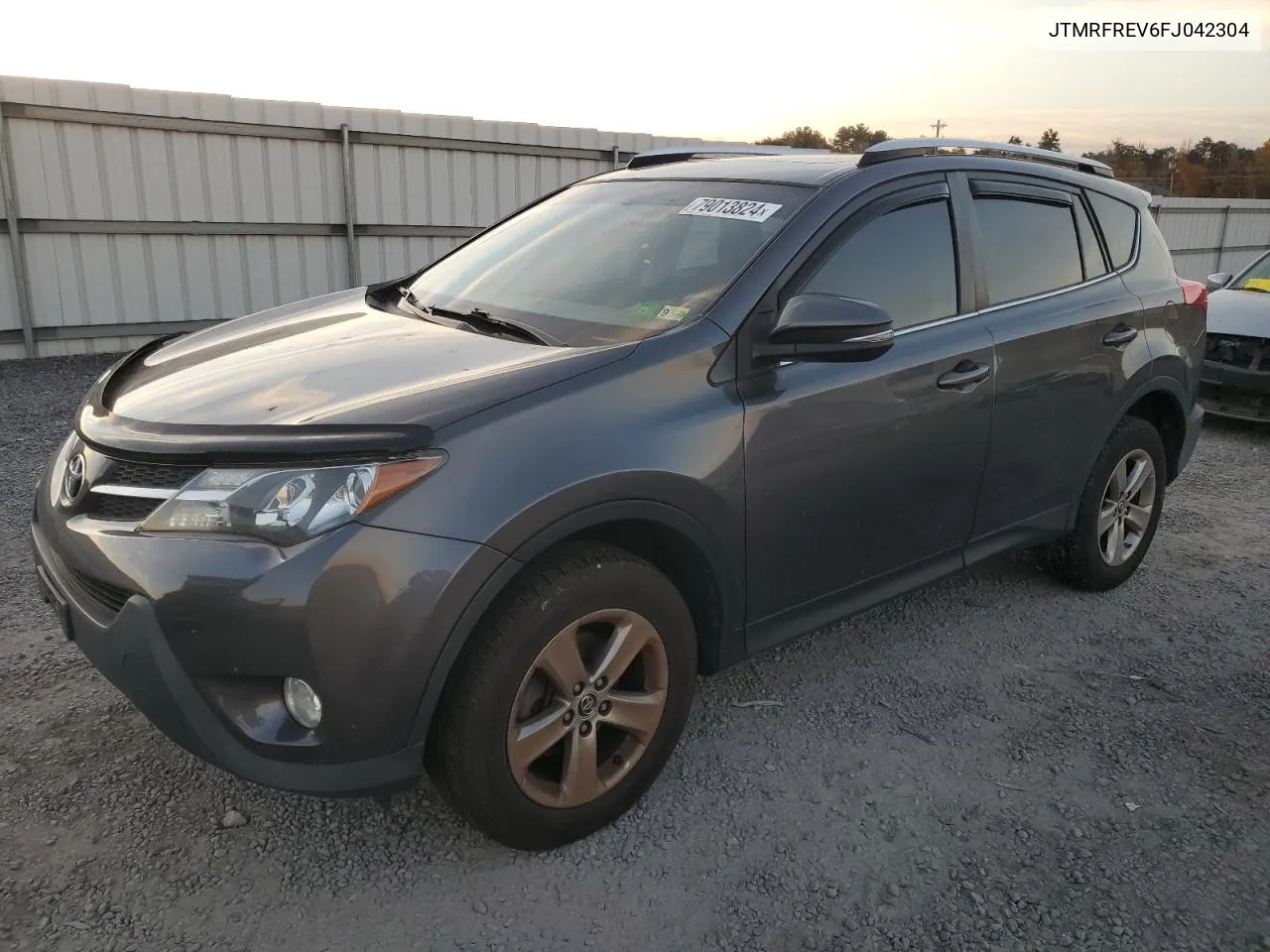 2015 Toyota Rav4 Xle VIN: JTMRFREV6FJ042304 Lot: 79013824