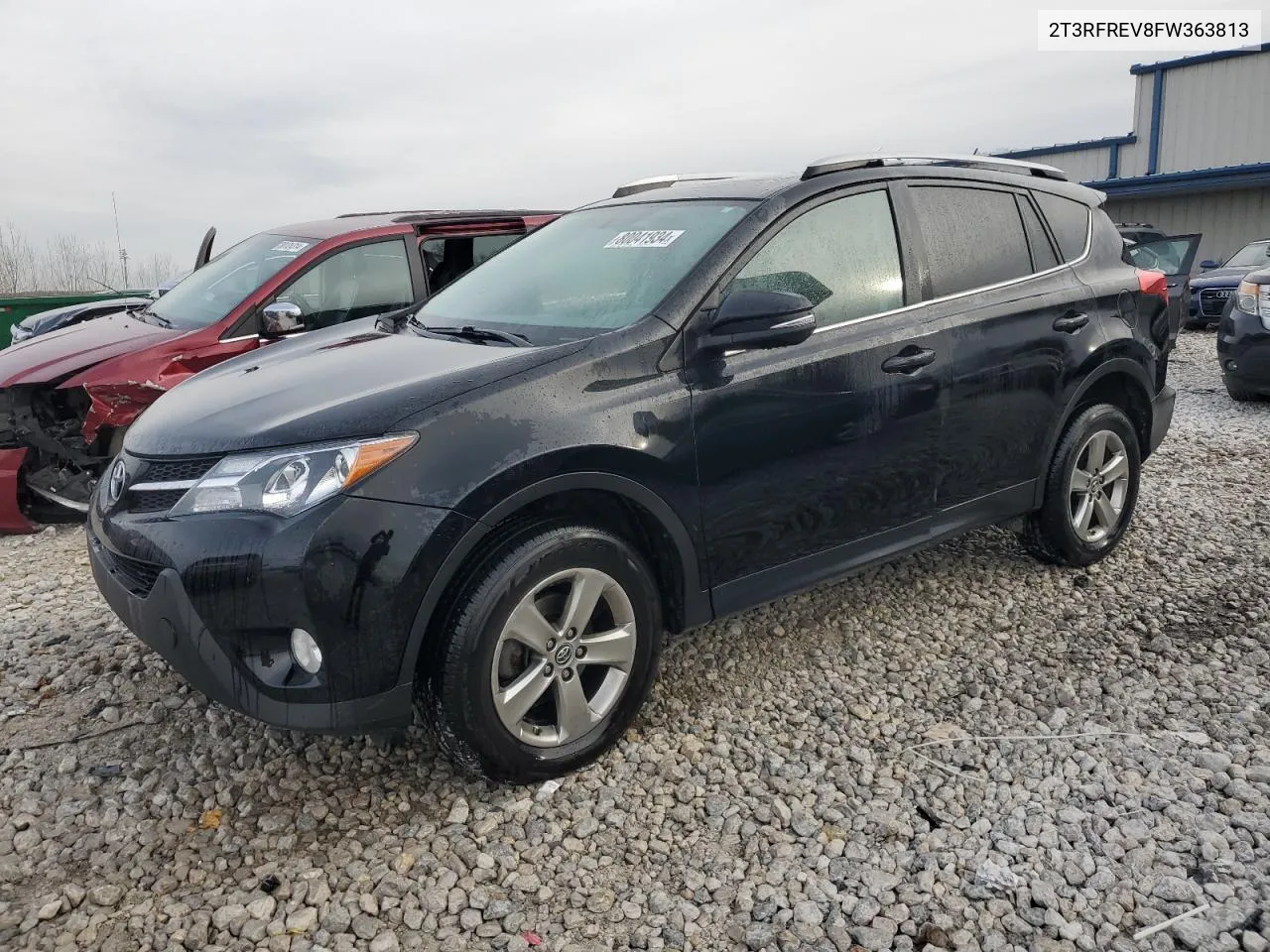 2T3RFREV8FW363813 2015 Toyota Rav4 Xle