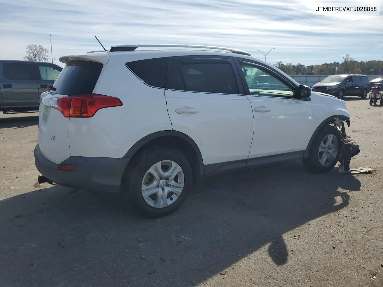 2015 Toyota Rav4 Le VIN: JTMBFREVXFJ028858 Lot: 80358834