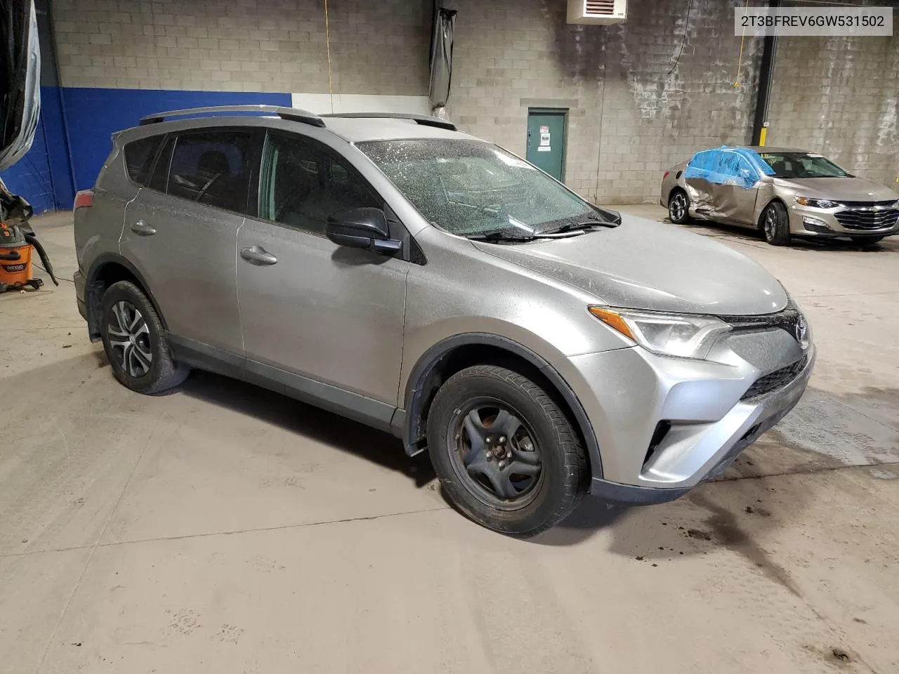 2T3BFREV6GW531502 2016 Toyota Rav4 Le