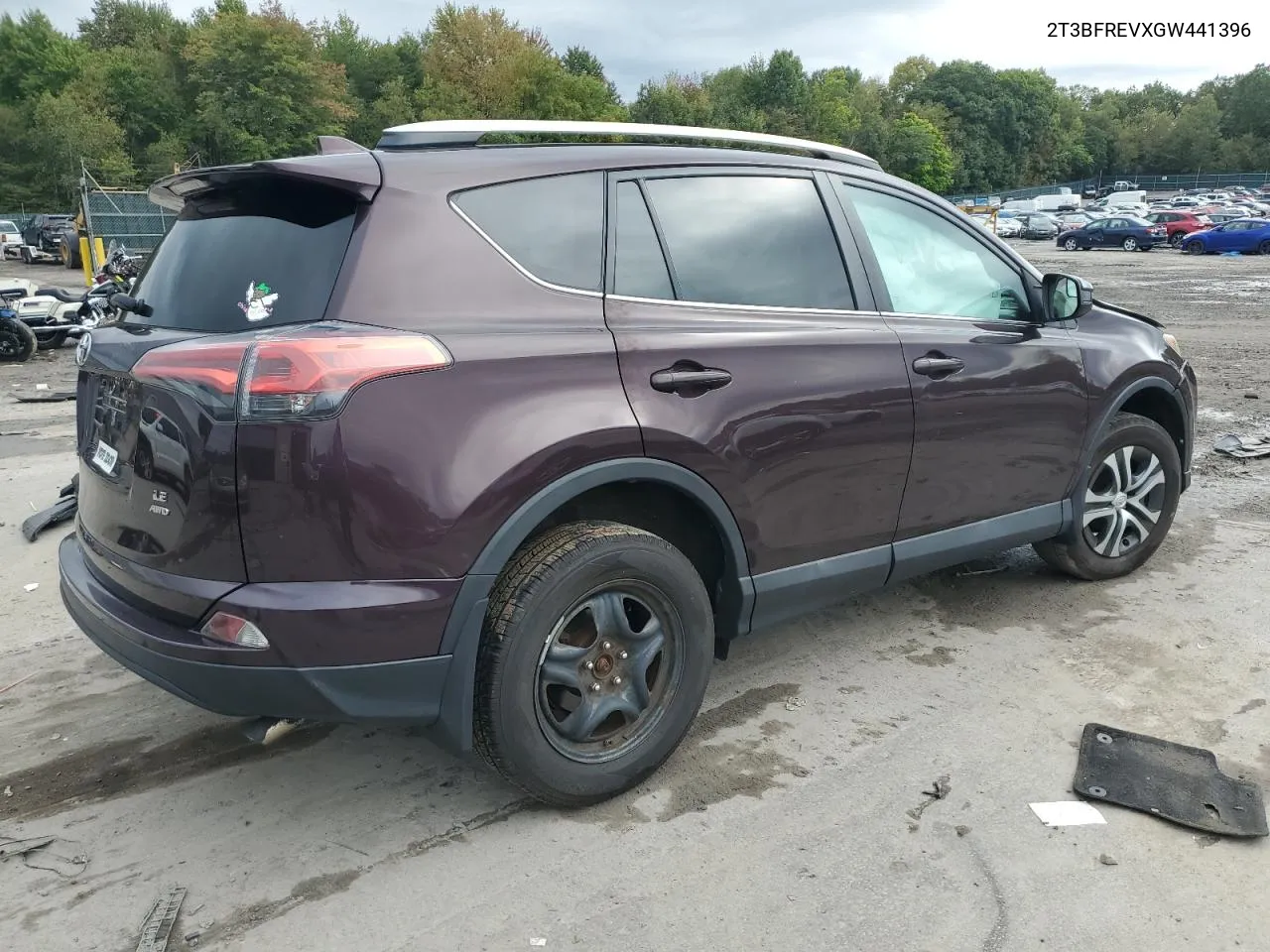 2T3BFREVXGW441396 2016 Toyota Rav4 Le