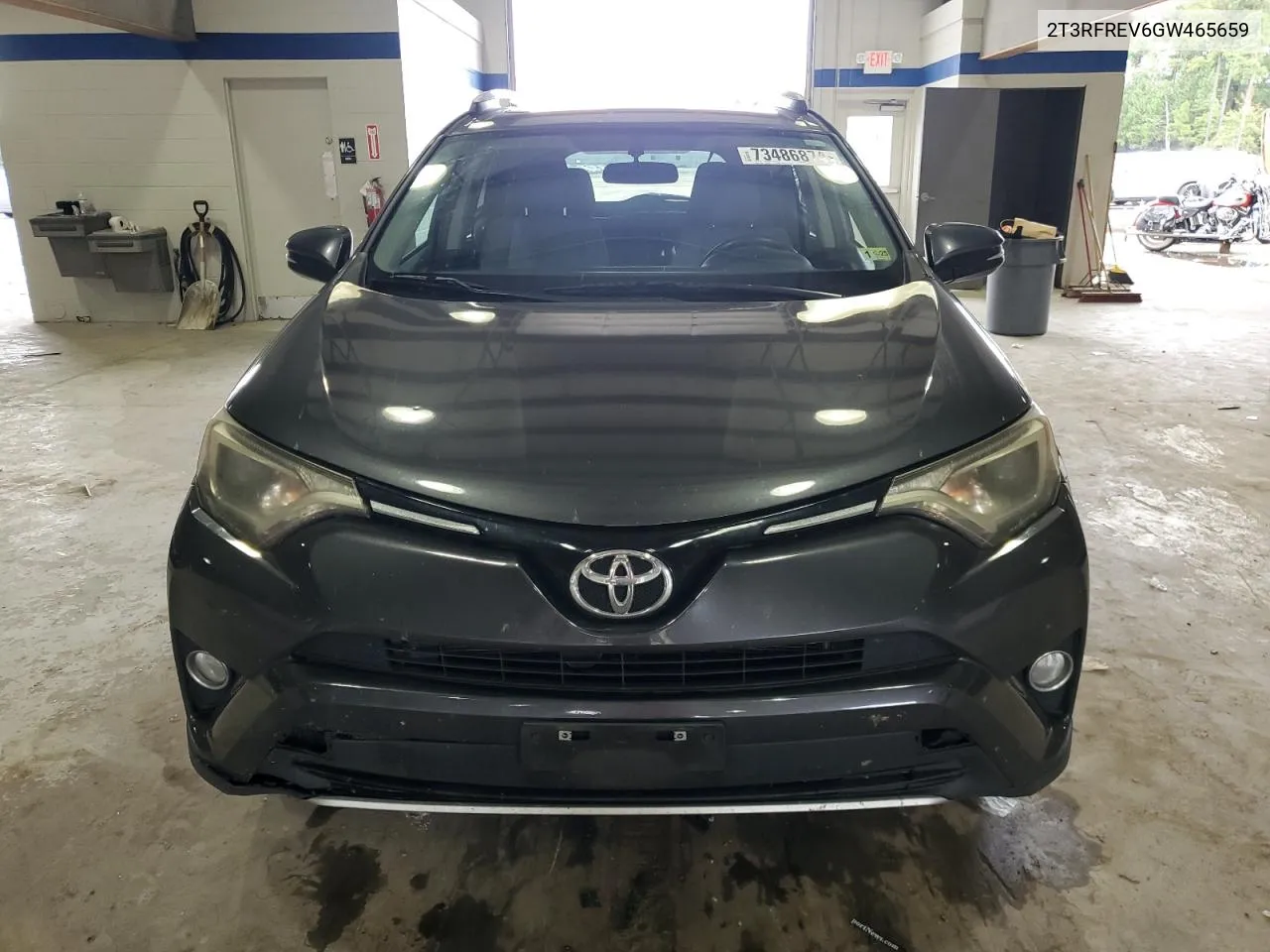 2T3RFREV6GW465659 2016 Toyota Rav4 Xle