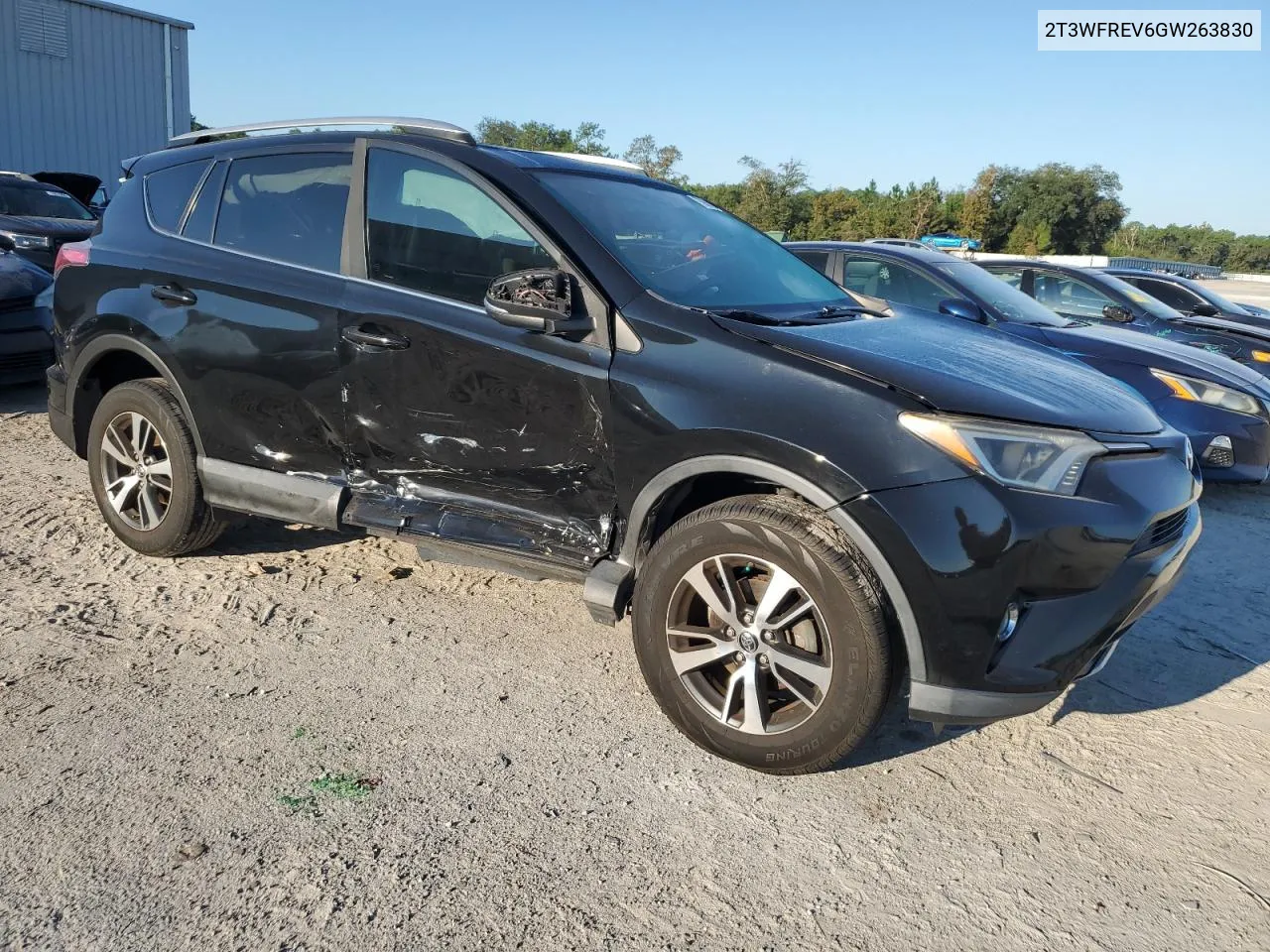 2T3WFREV6GW263830 2016 Toyota Rav4 Xle