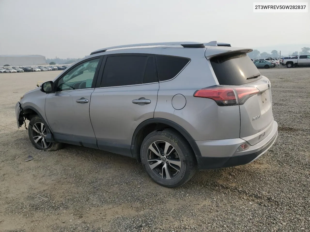 2T3WFREV5GW282837 2016 Toyota Rav4 Xle