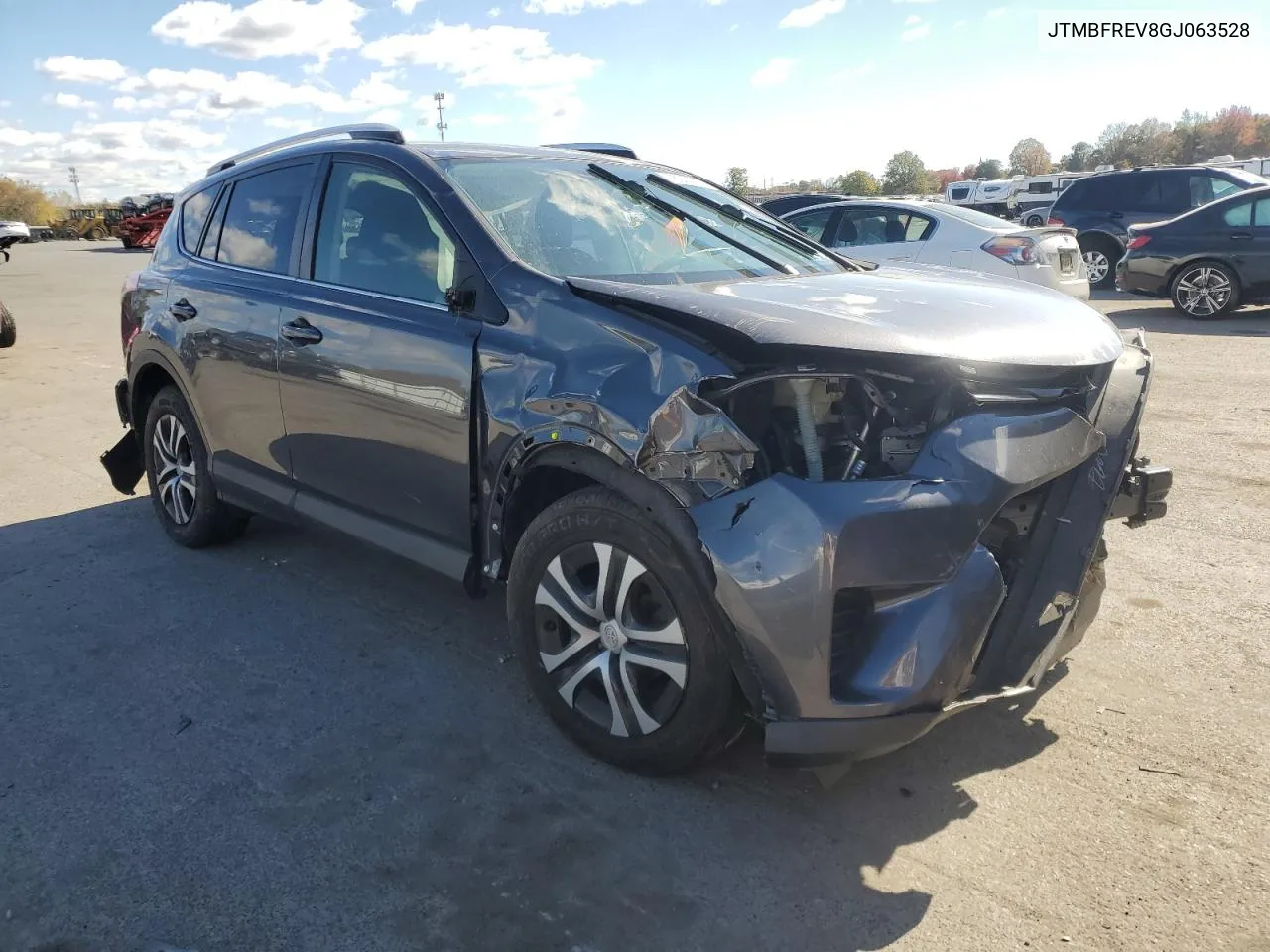 2016 Toyota Rav4 Le VIN: JTMBFREV8GJ063528 Lot: 76204584