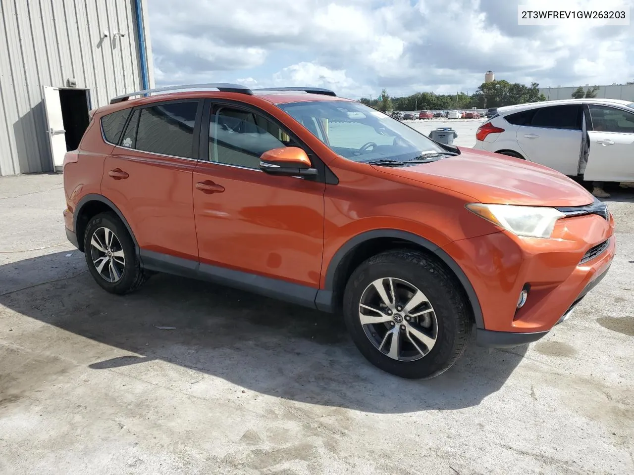 2016 Toyota Rav4 Xle VIN: 2T3WFREV1GW263203 Lot: 76988504