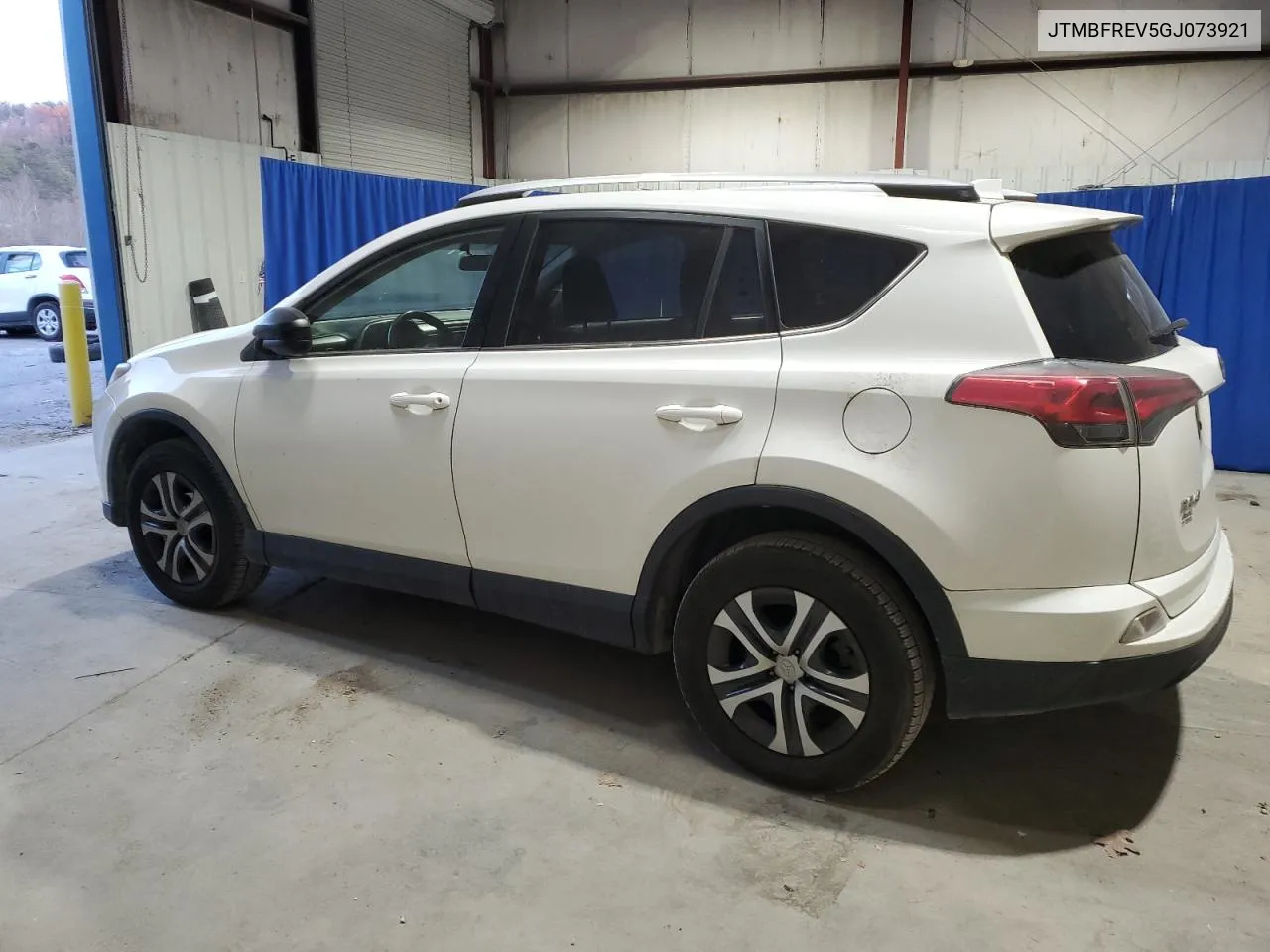 2016 Toyota Rav4 Le VIN: JTMBFREV5GJ073921 Lot: 78822884