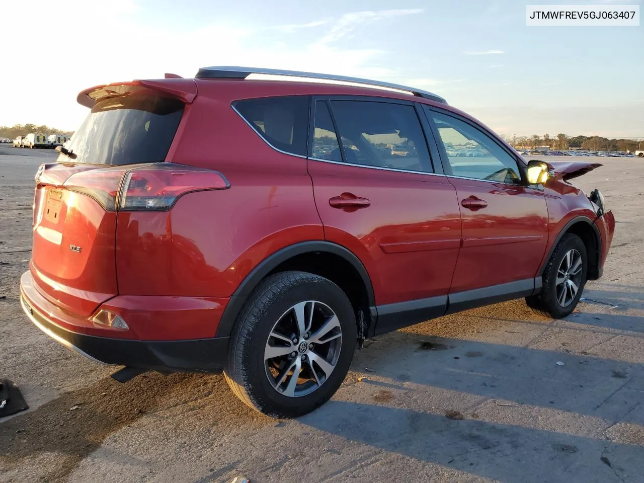 2016 Toyota Rav4 Xle VIN: JTMWFREV5GJ063407 Lot: 79546504