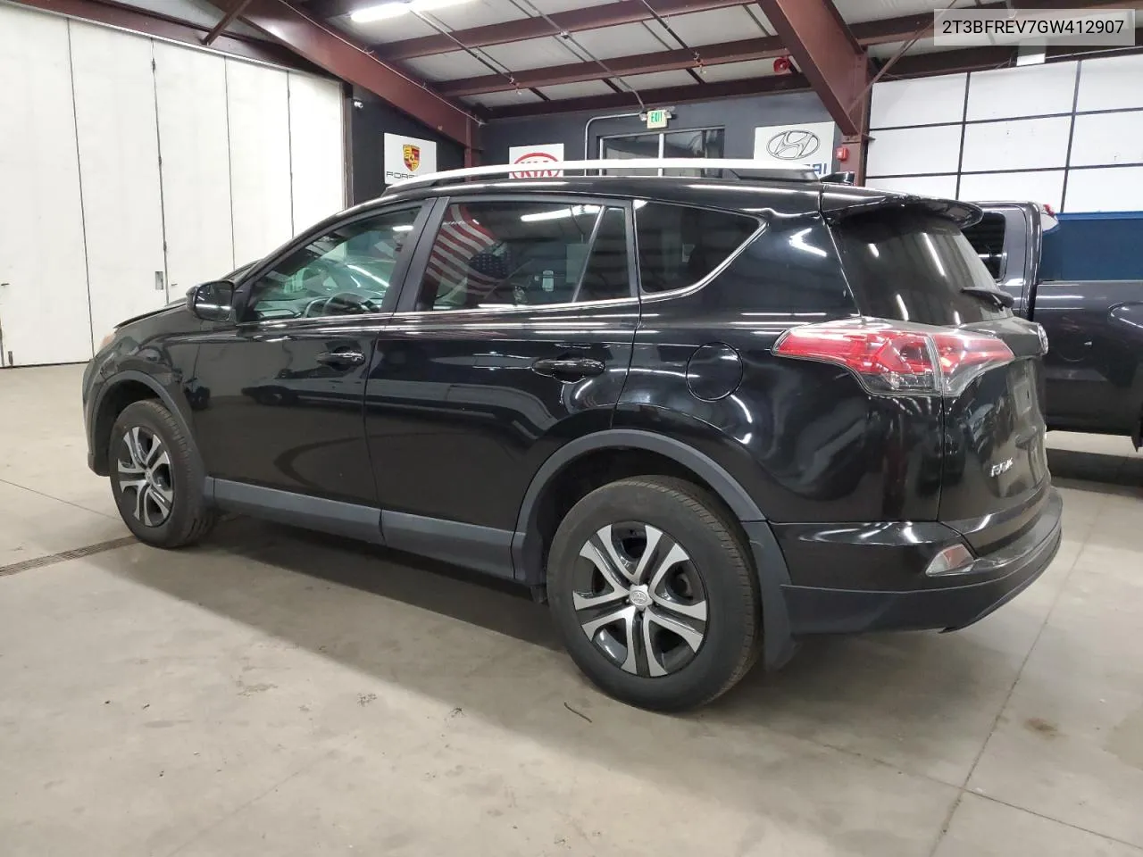 2016 Toyota Rav4 Le VIN: 2T3BFREV7GW412907 Lot: 81664714