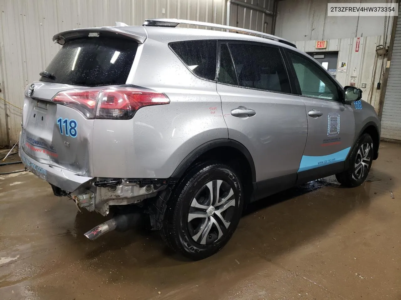 2T3ZFREV4HW373354 2017 Toyota Rav4 Le