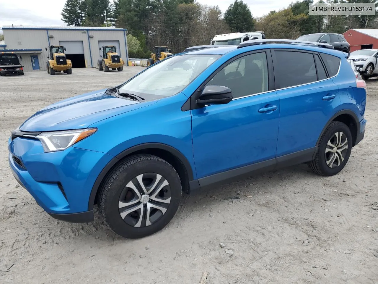 2017 Toyota Rav4 Le VIN: JTMBFREV9HJ153174 Lot: 52672284