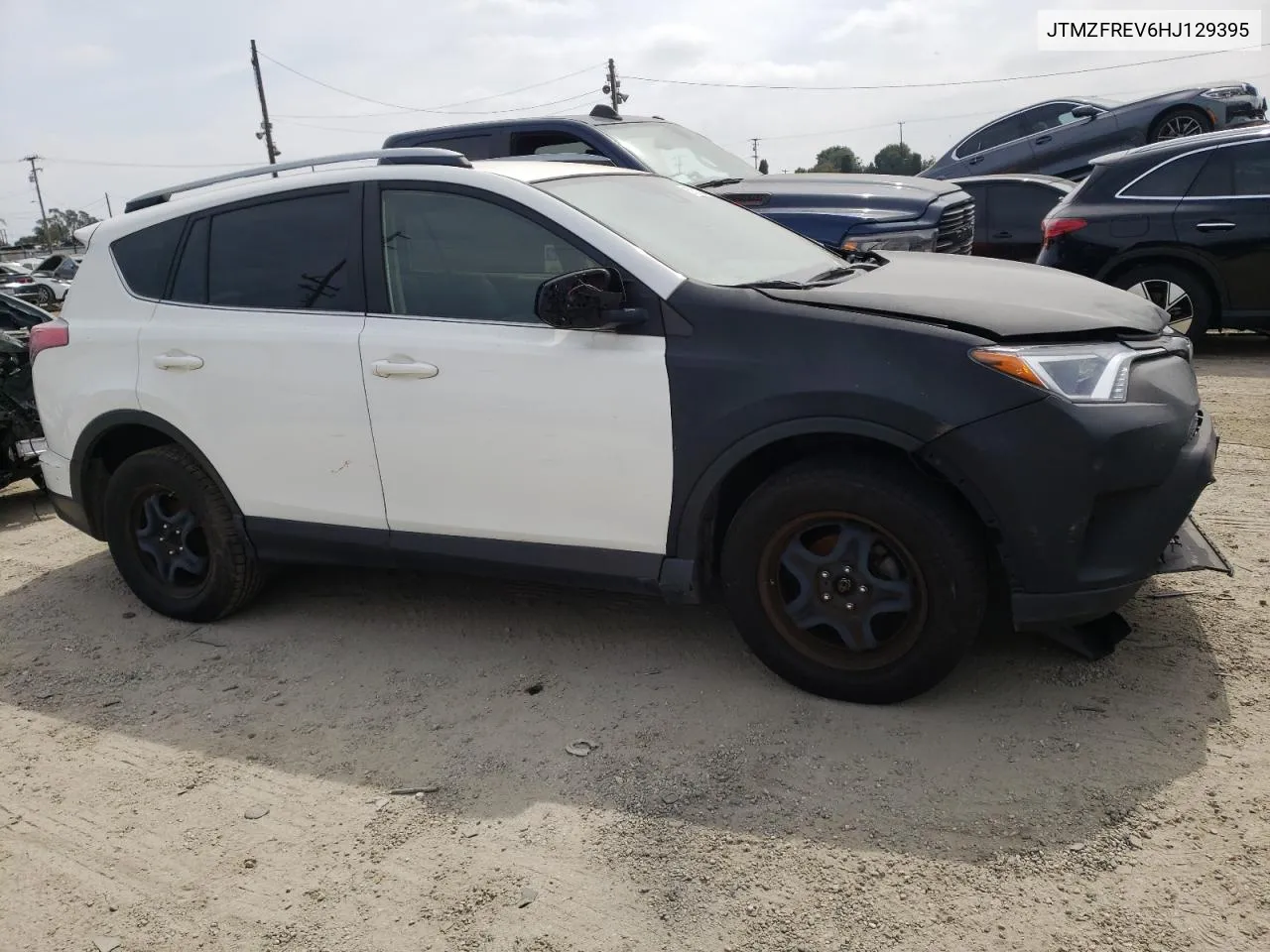 2017 Toyota Rav4 Le VIN: JTMZFREV6HJ129395 Lot: 57515684