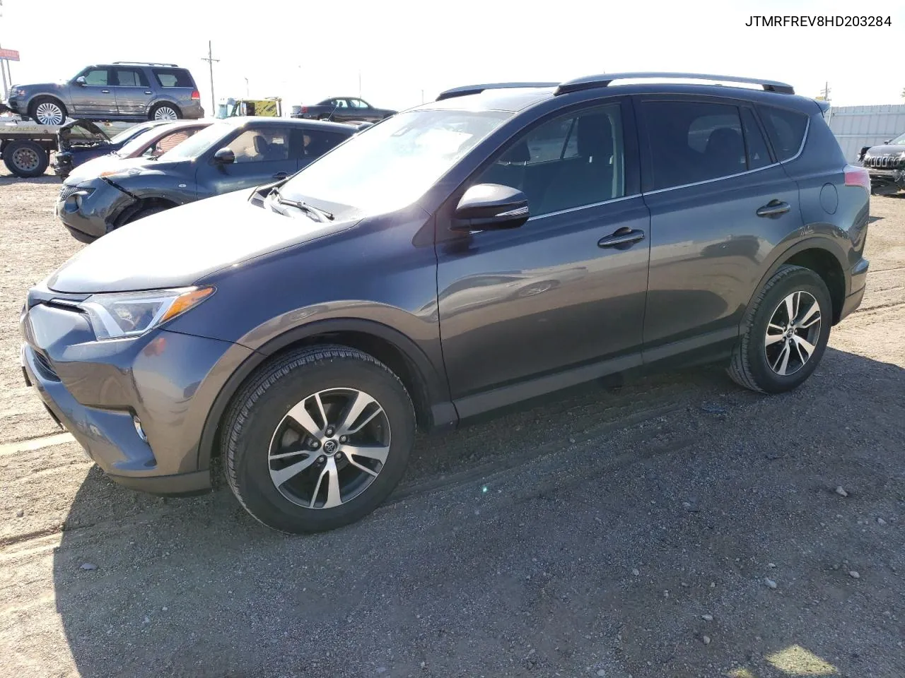 JTMRFREV8HD203284 2017 Toyota Rav4 Xle