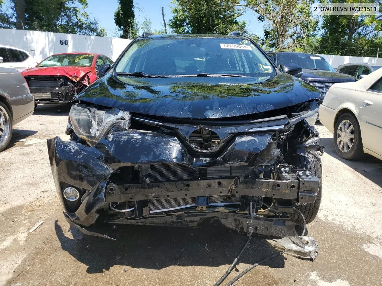 2T3WFREV5HW321511 2017 Toyota Rav4 Xle