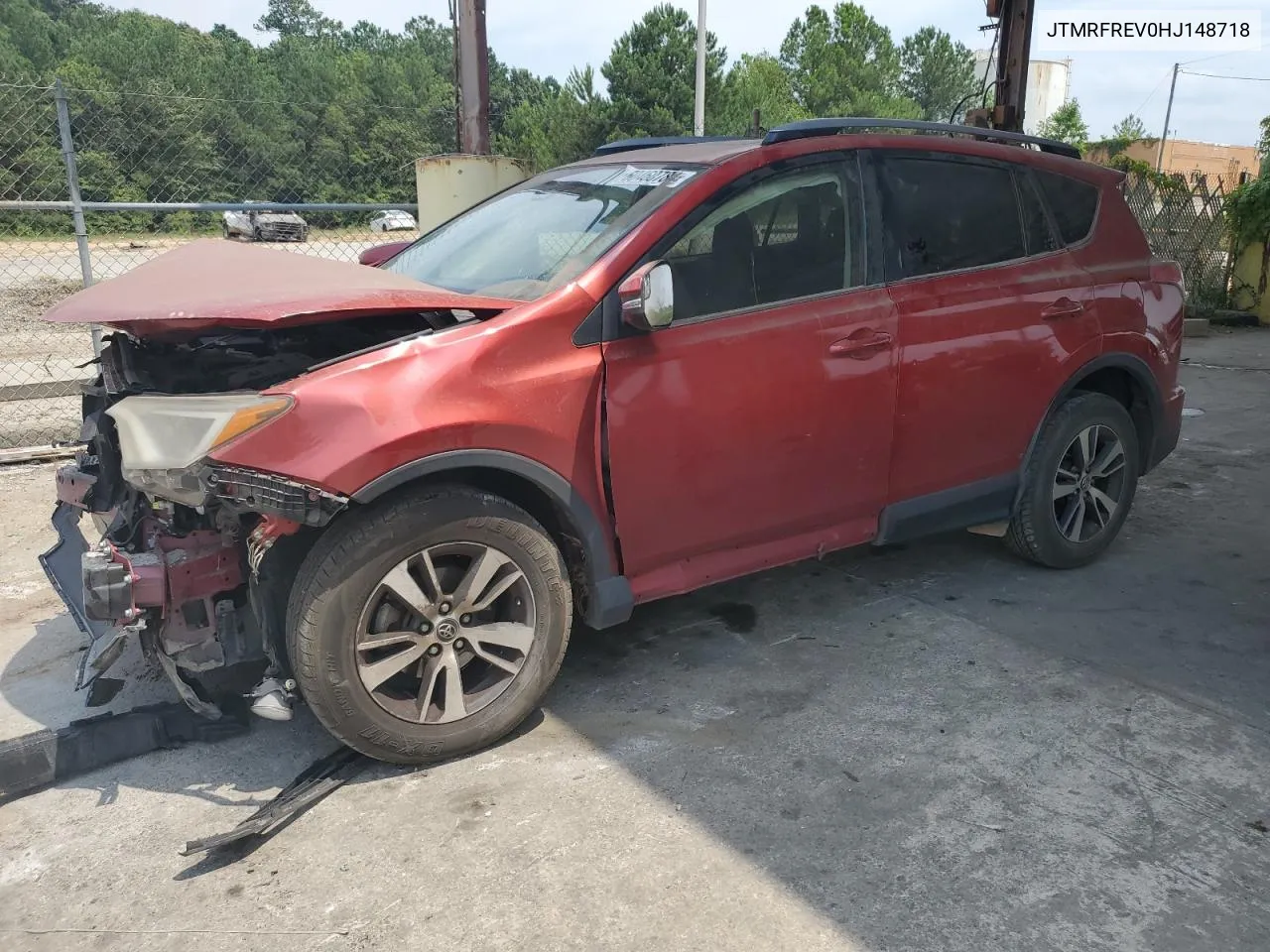 JTMRFREV0HJ148718 2017 Toyota Rav4 Xle