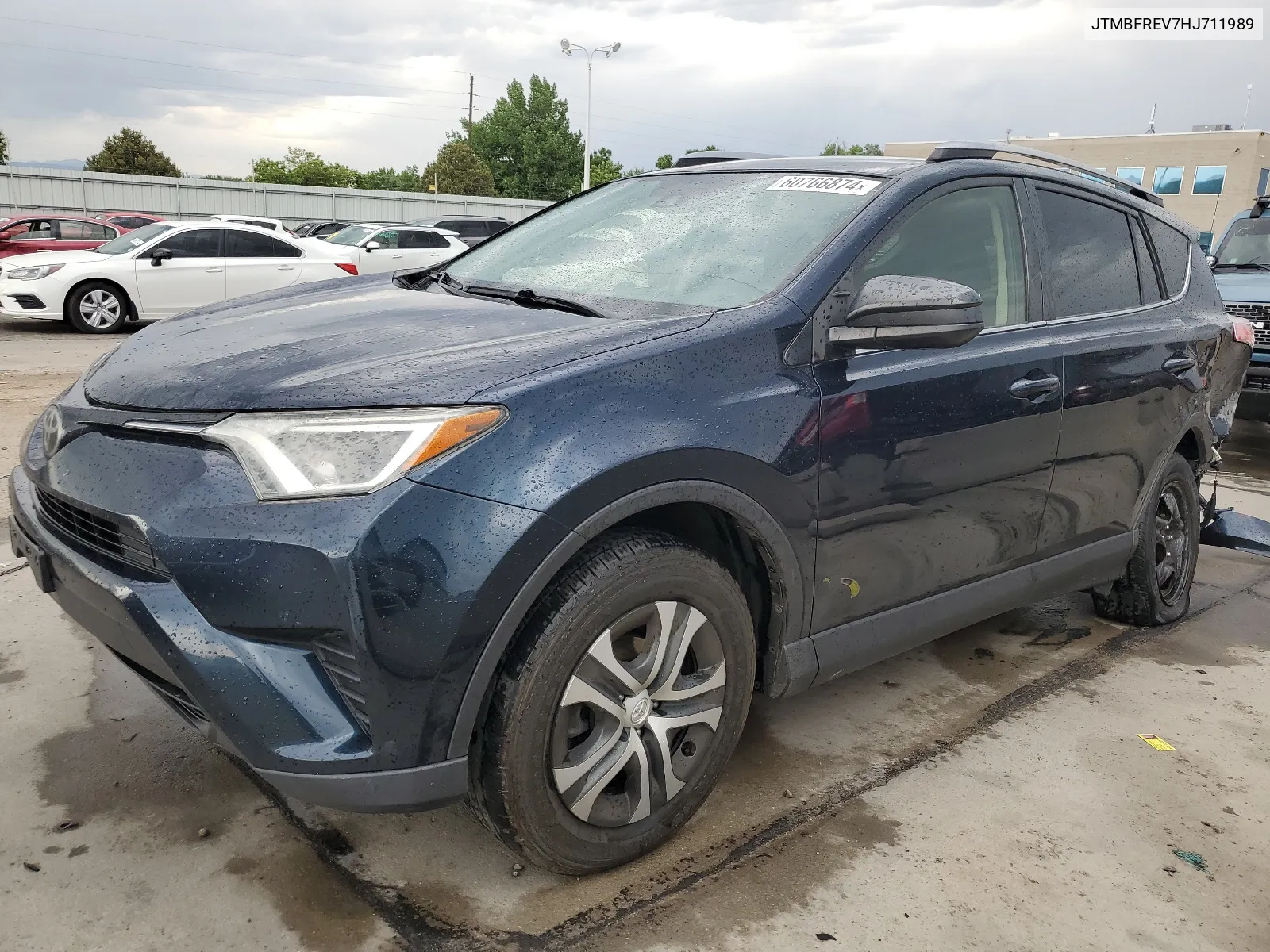 2017 Toyota Rav4 Le VIN: JTMBFREV7HJ711989 Lot: 60766874