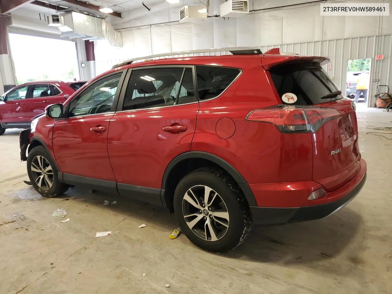 2T3RFREV0HW589461 2017 Toyota Rav4 Xle