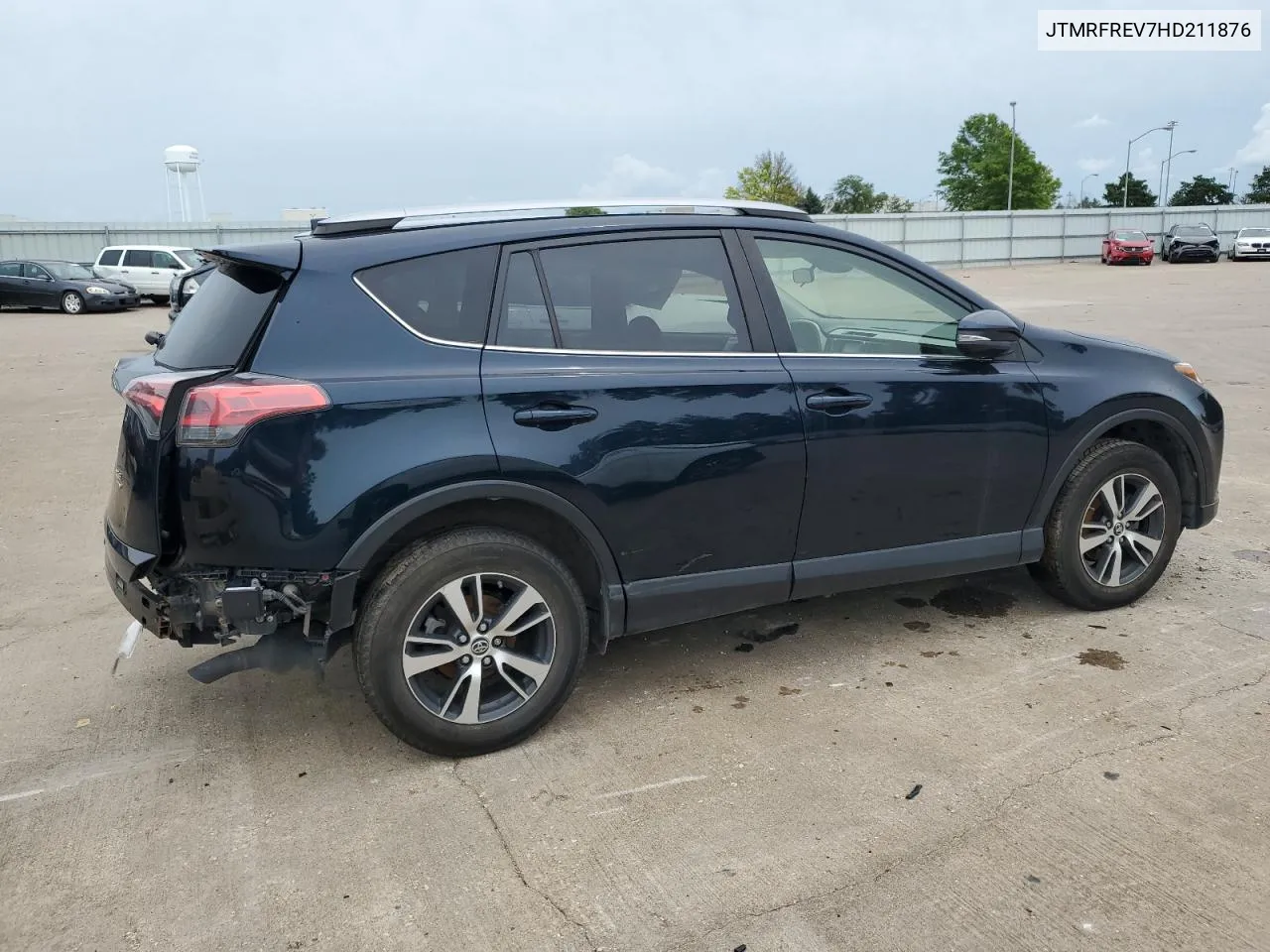 2017 Toyota Rav4 Xle VIN: JTMRFREV7HD211876 Lot: 61496294