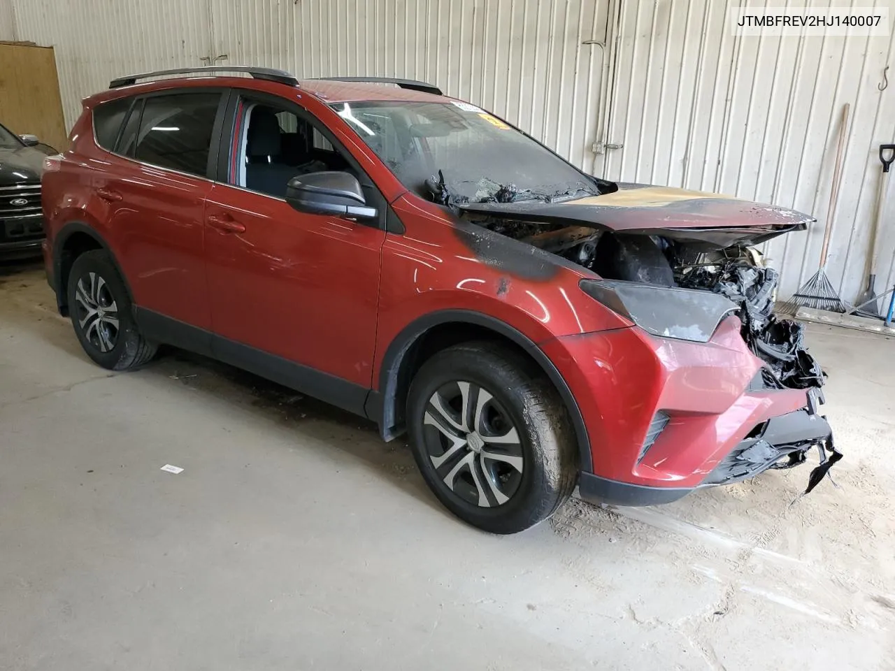 JTMBFREV2HJ140007 2017 Toyota Rav4 Le